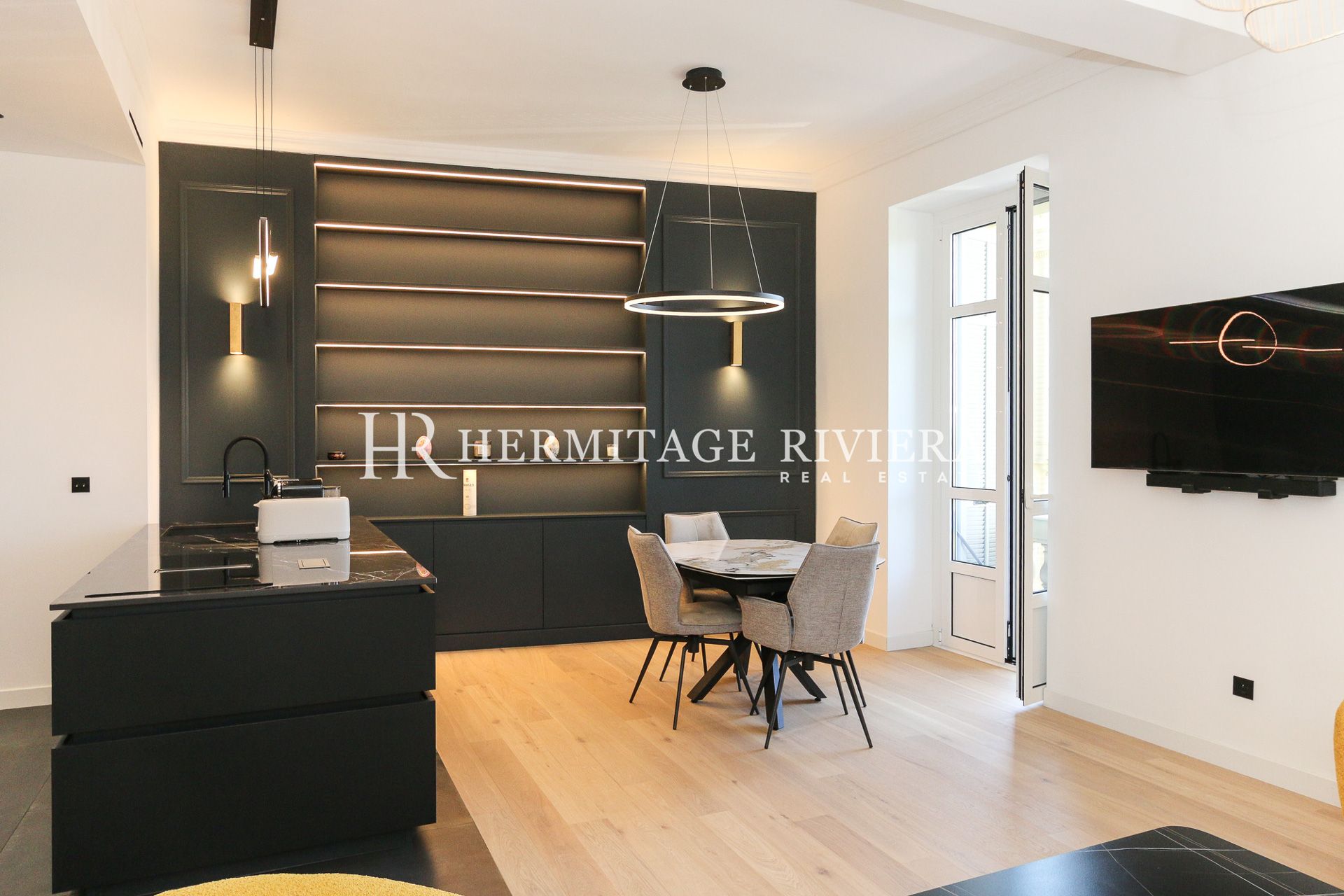 Appartement rénové - Résidence bourgeoise de standing (image 4)