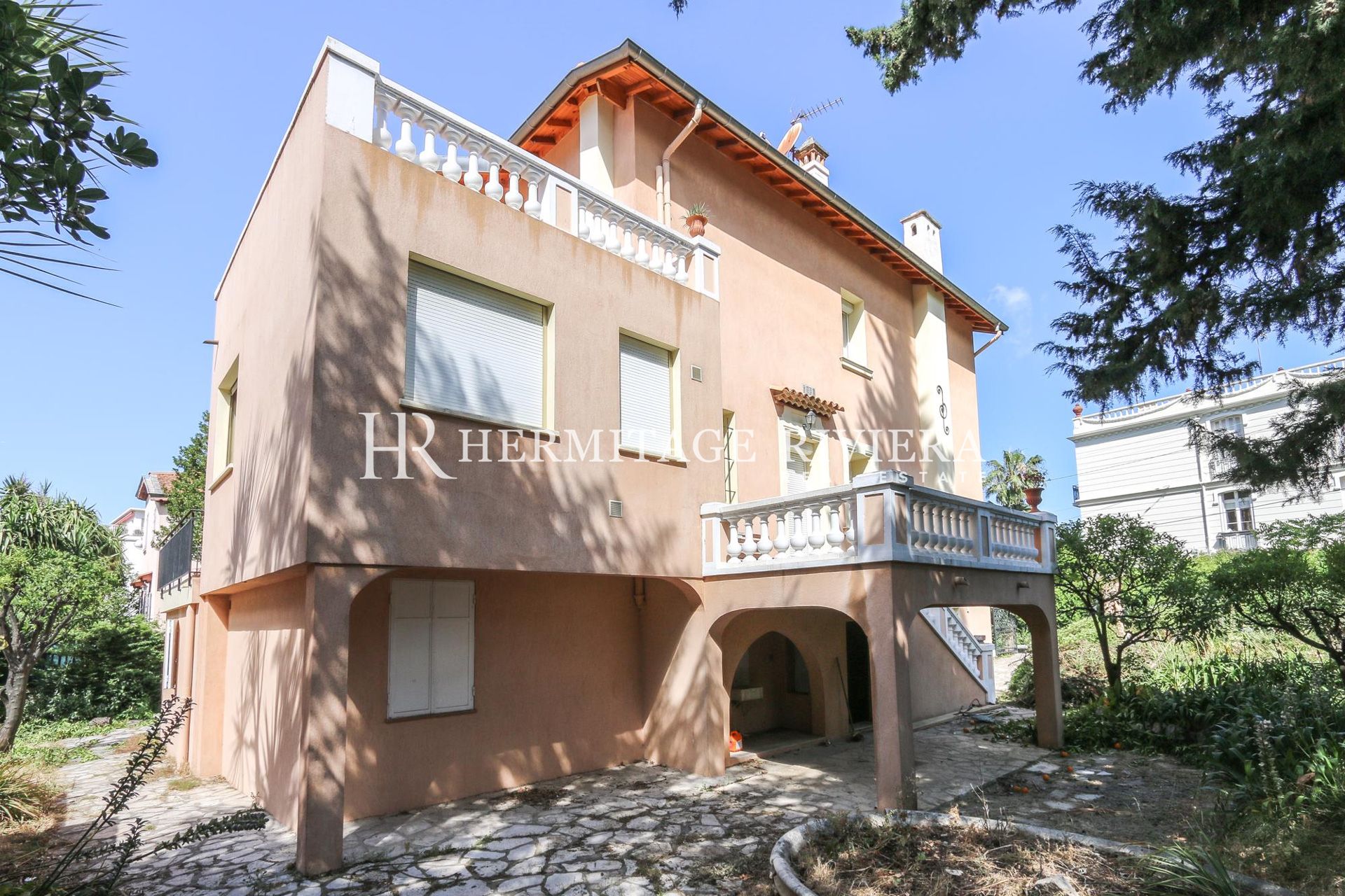Rénové - Domaine privé - Jardin plat - Proche Port (image 26)