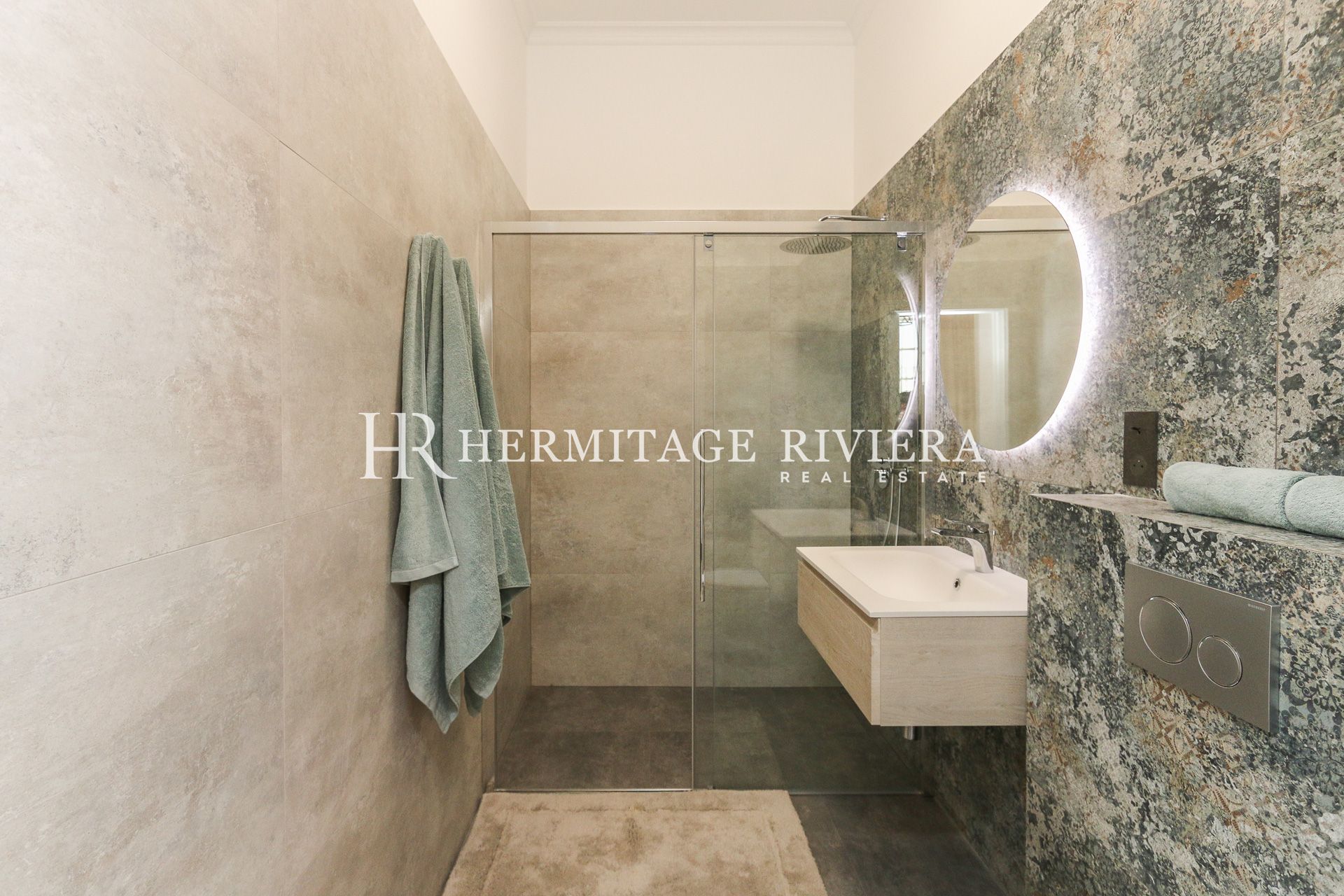 Appartement rénové - 3 Pièces - Cours Saleya  (image 15)