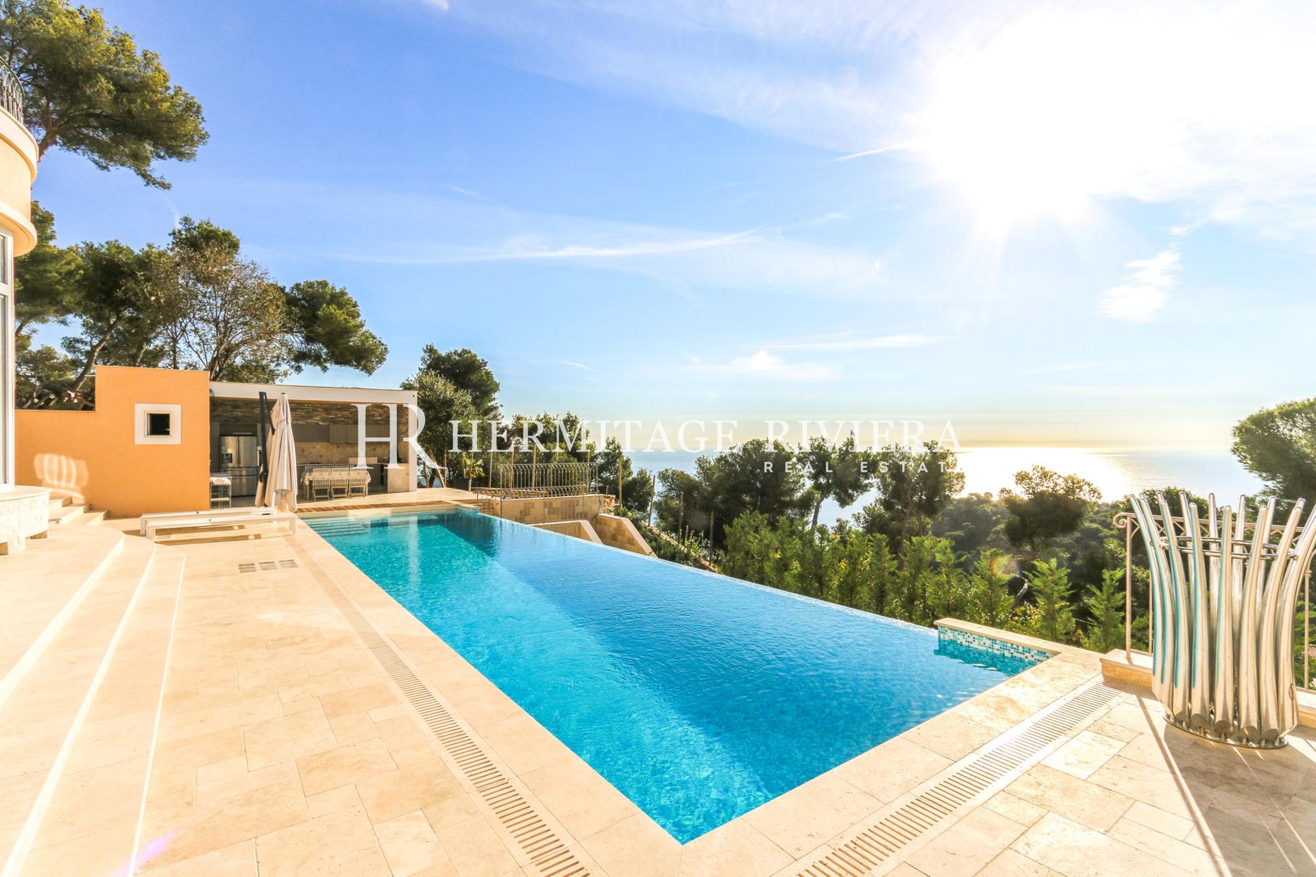Belle propriété de deux villas - Proche Monaco - Sea views (image 3)