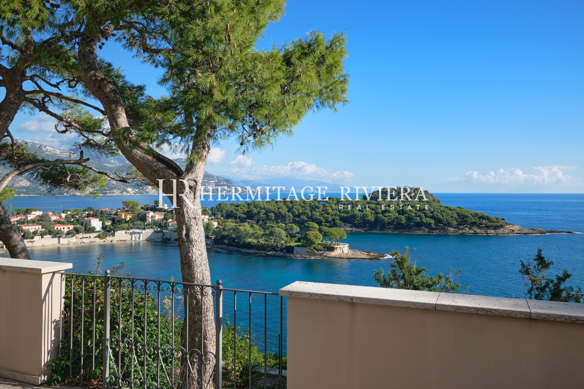 Magnifique propriété en front de mer - Vue mer - Piscine - Maison d'invités (image 11)