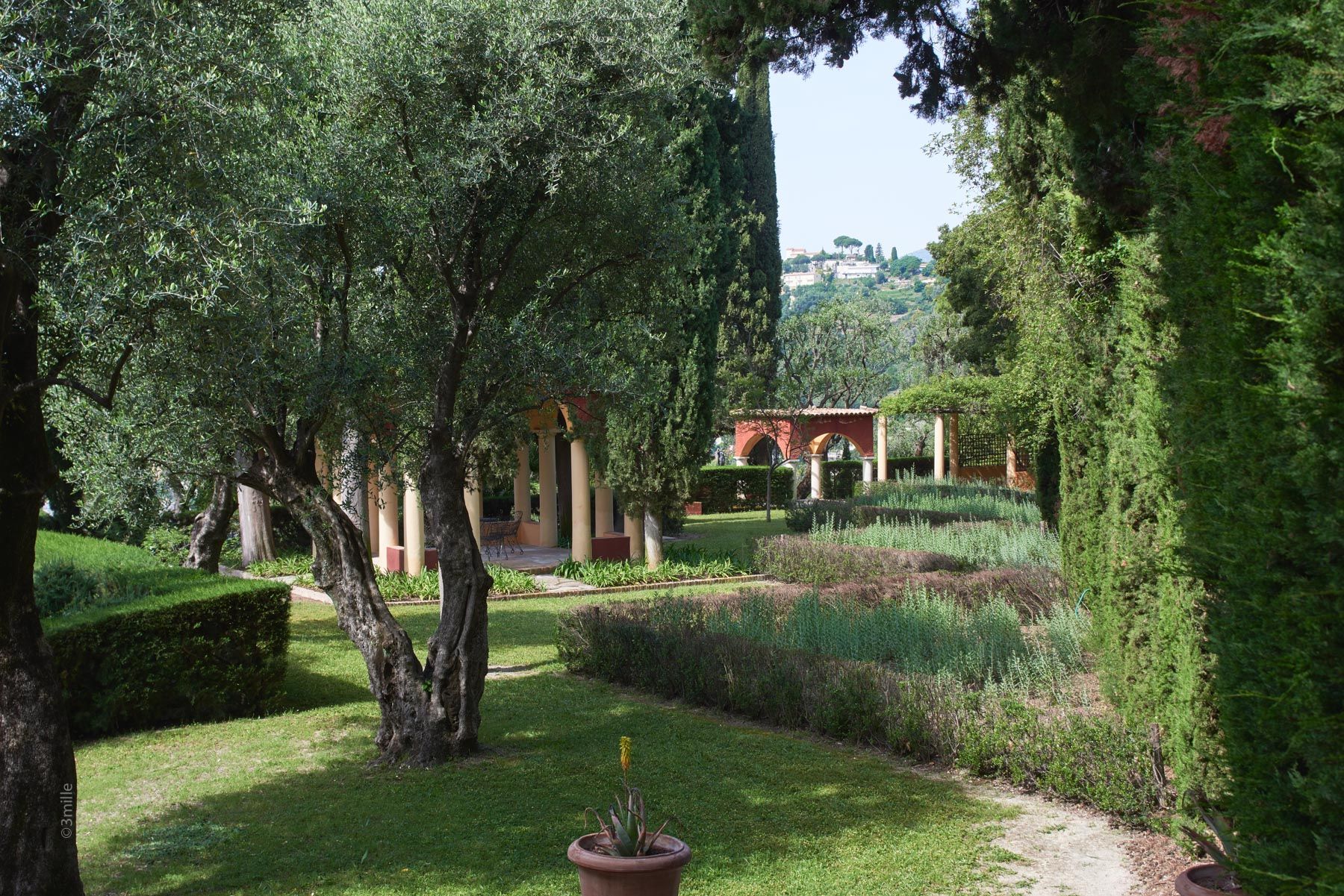Menton (image 5)