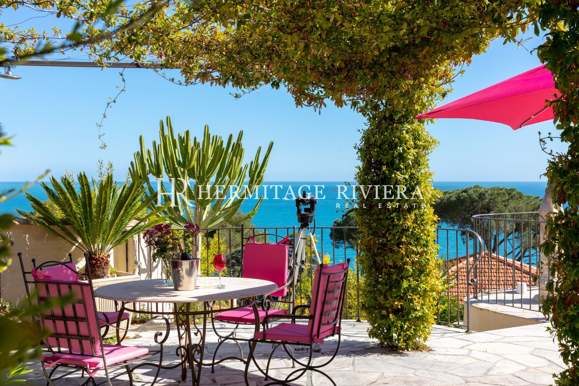 Près de la plage - Piscine - Vue mer (image 6)