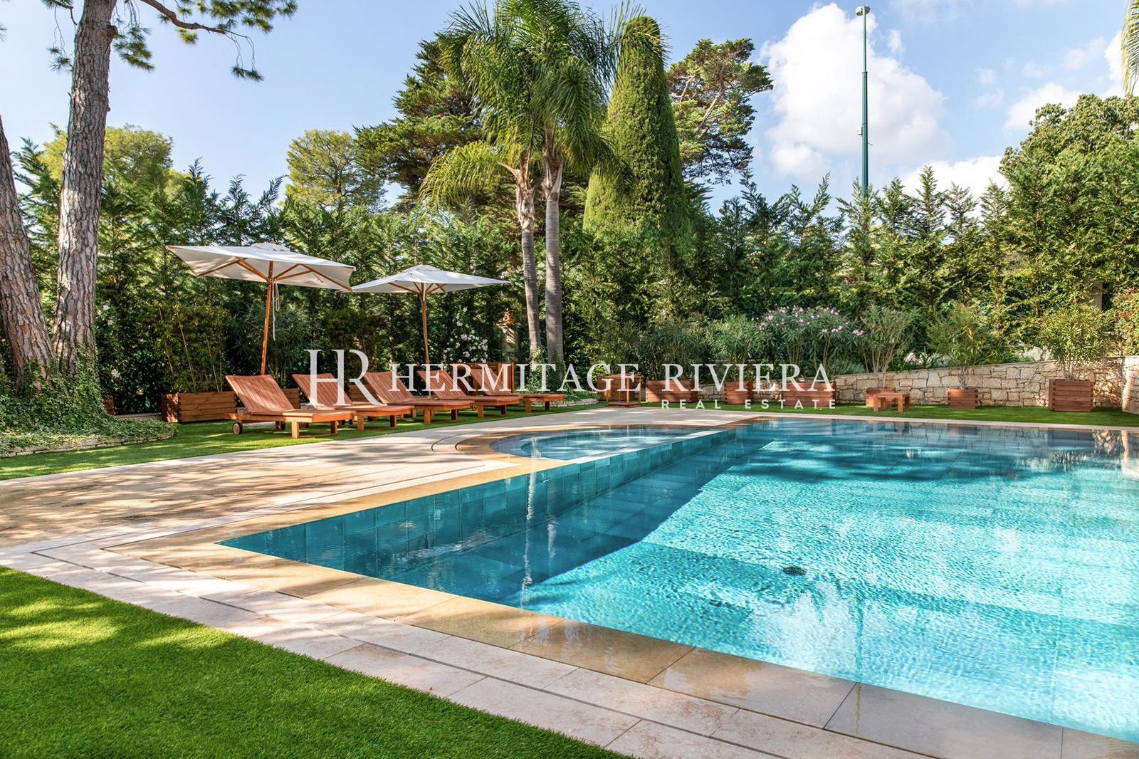 À proximité du Grand Hôtel Cap-Ferrat - Piscine - Jardin plat (image 4)