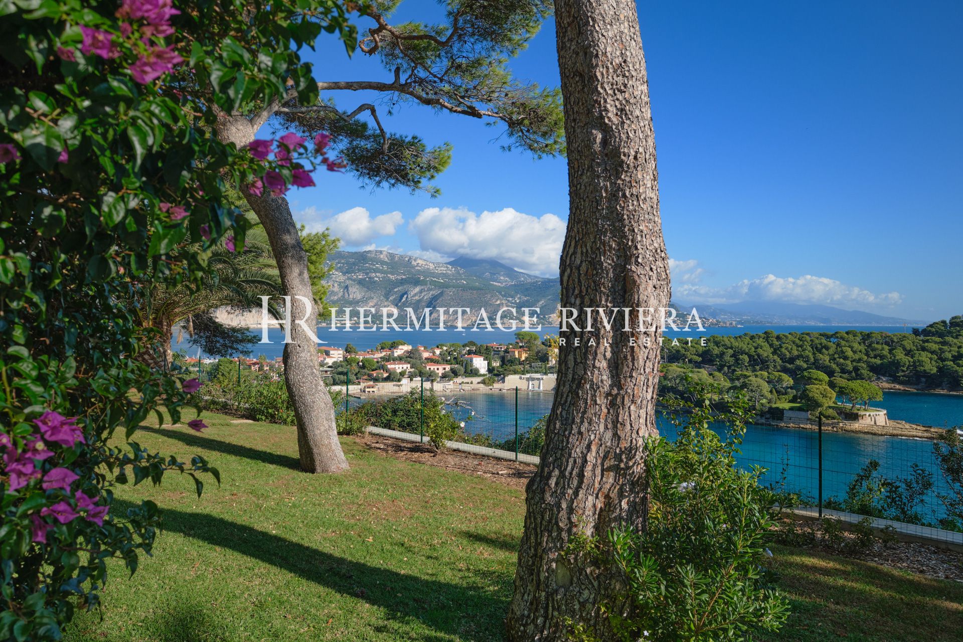 Magnifique propriété en front de mer - Vue mer - Piscine - Maison d'invités (image 4)