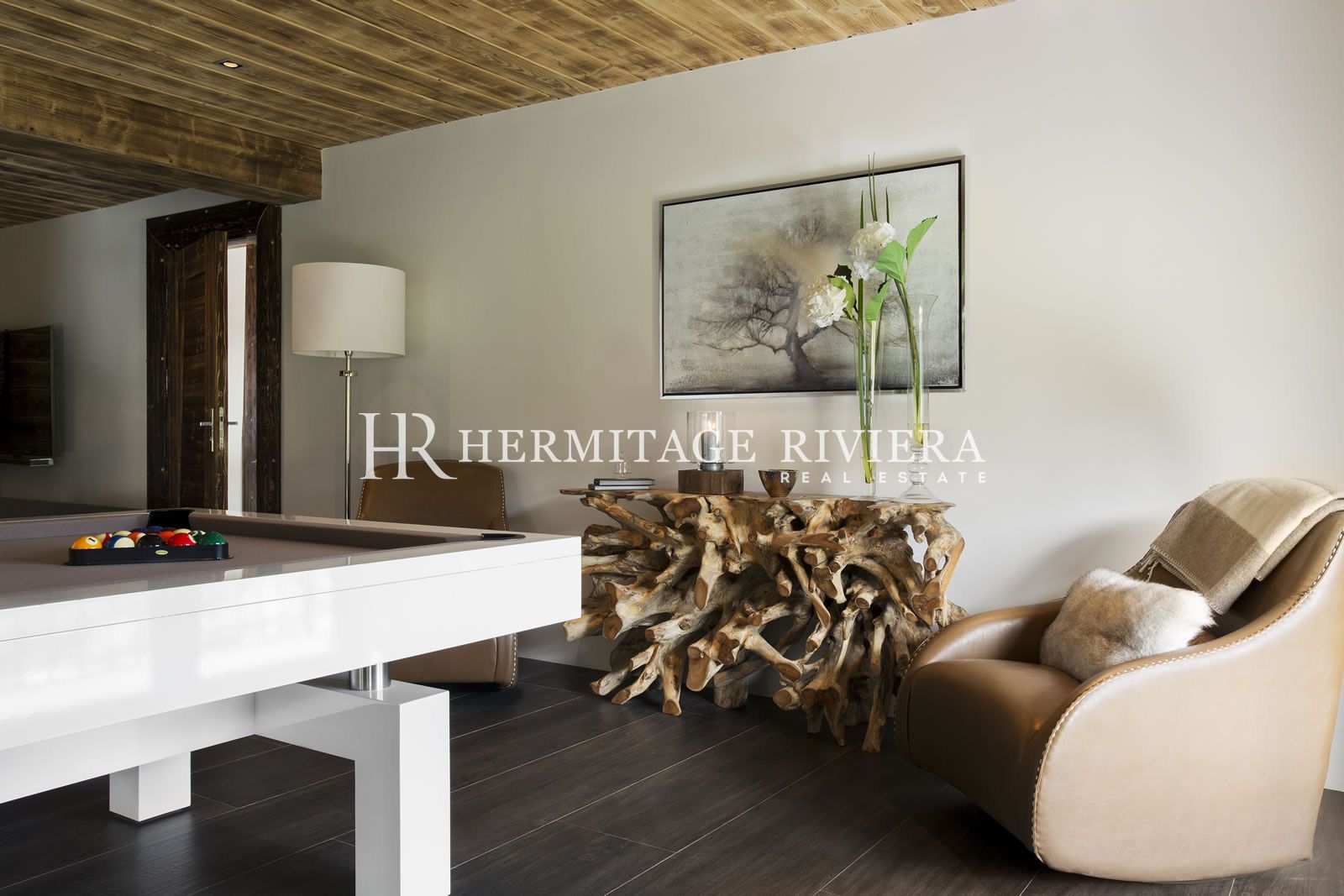 Chalet de luxe aux pieds des pistes  (image 12)