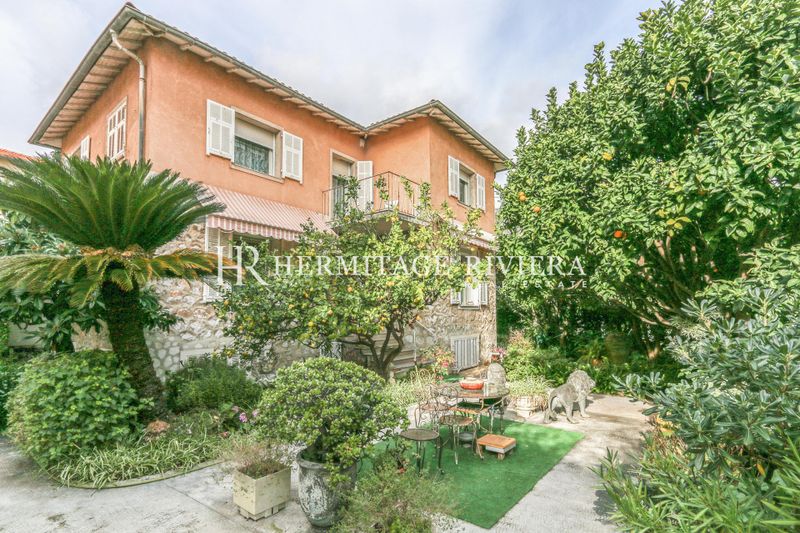 Villa individuelle au calme en centre-ville