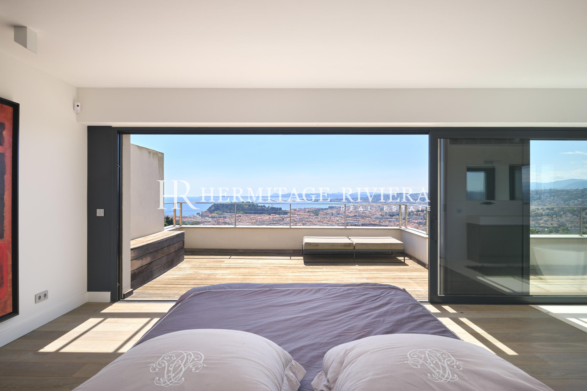 Villa contemporaine avec vue sur la baie de Nice (image 18)