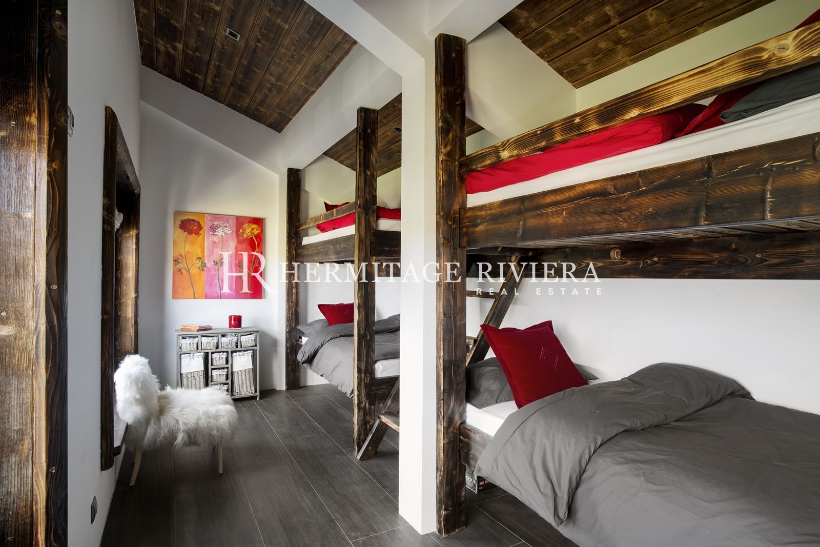 Chalet de luxe aux pieds des pistes  (image 20)