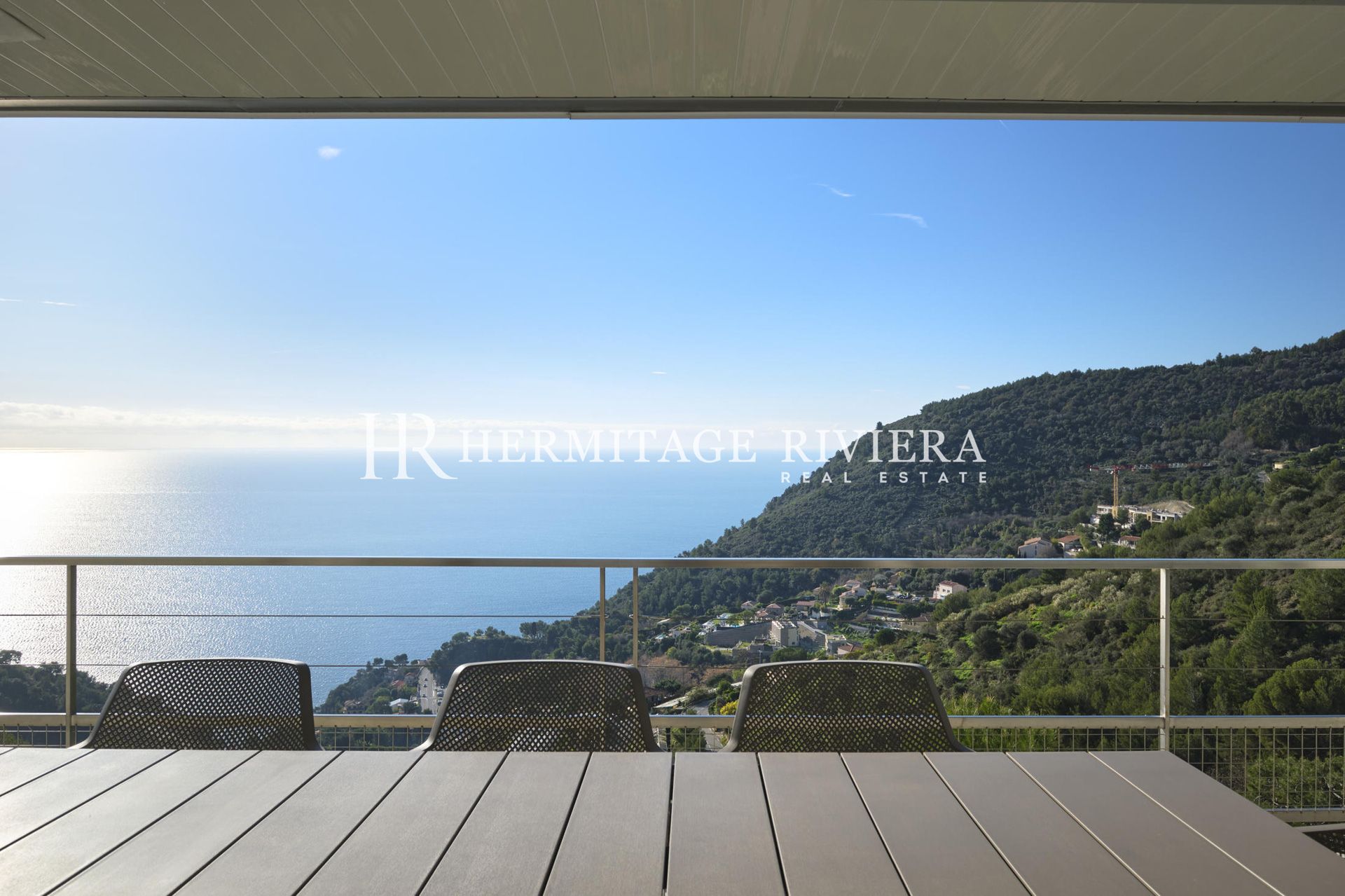 Villa moderne dans domaine sécurisé près de Monaco (image 15)