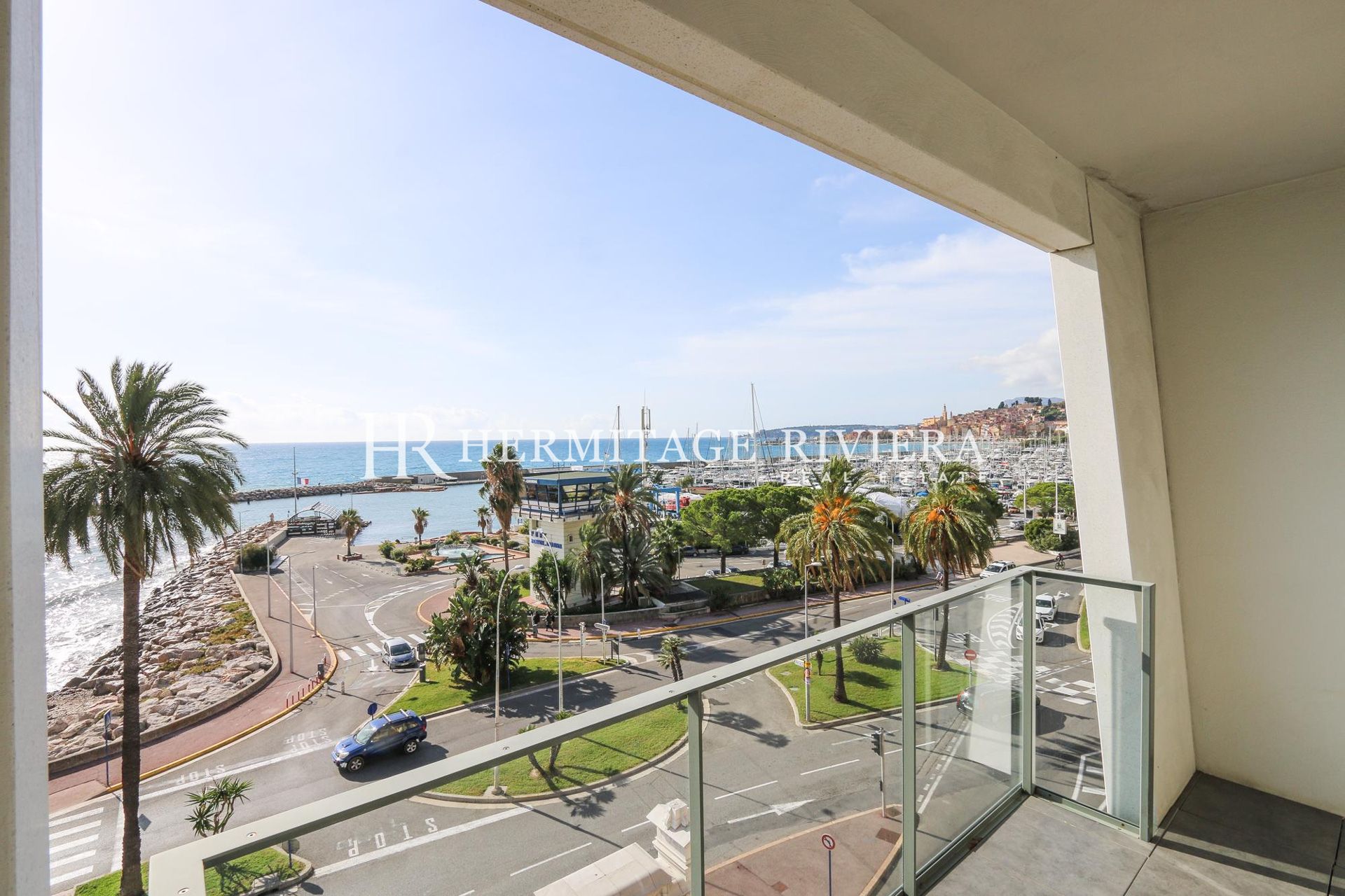 3 Pièces - Front de mer - Spa zone - Terrasse (image 4)