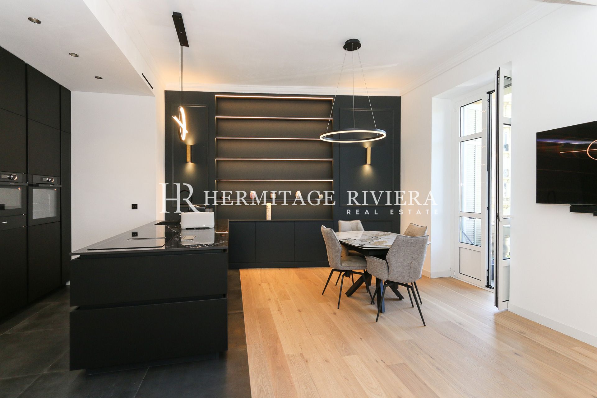 Appartement rénové - Résidence bourgeoise de standing (image 8)