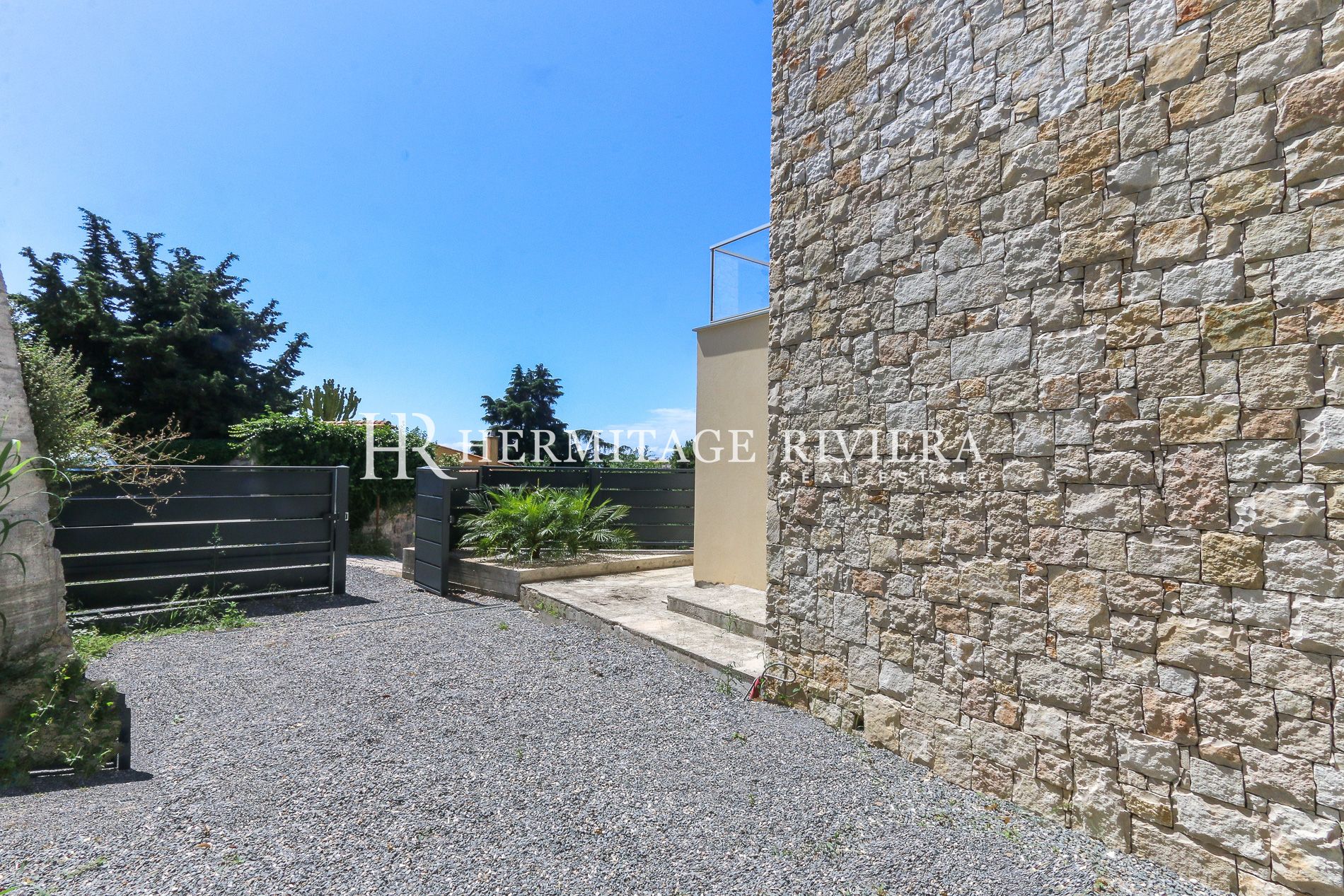 Propriété neuve - Domaine fermé  (image 13)