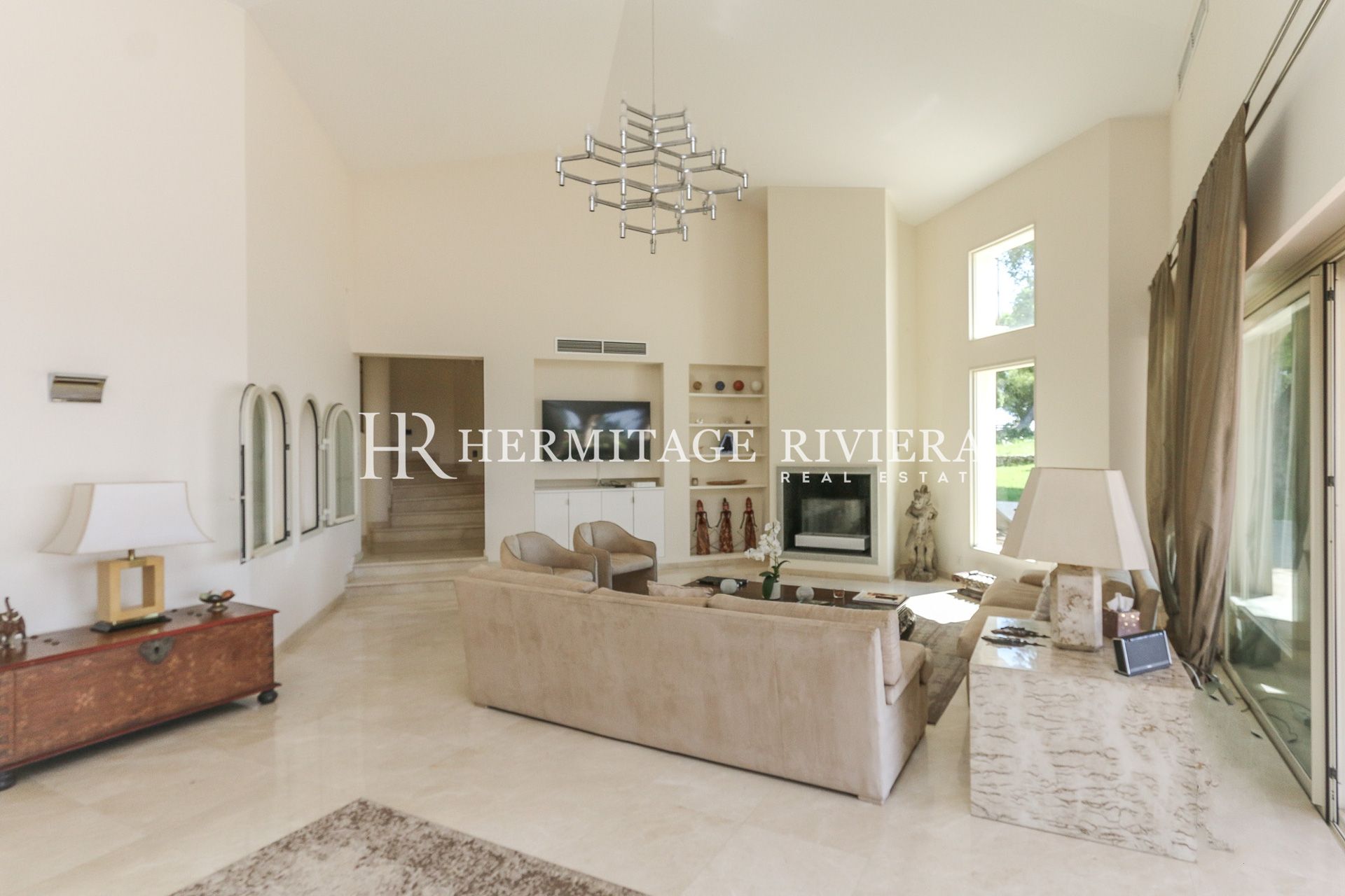 Propriété avec vue Monaco - Vue mer - Piscine - Jardin plat (image 8)
