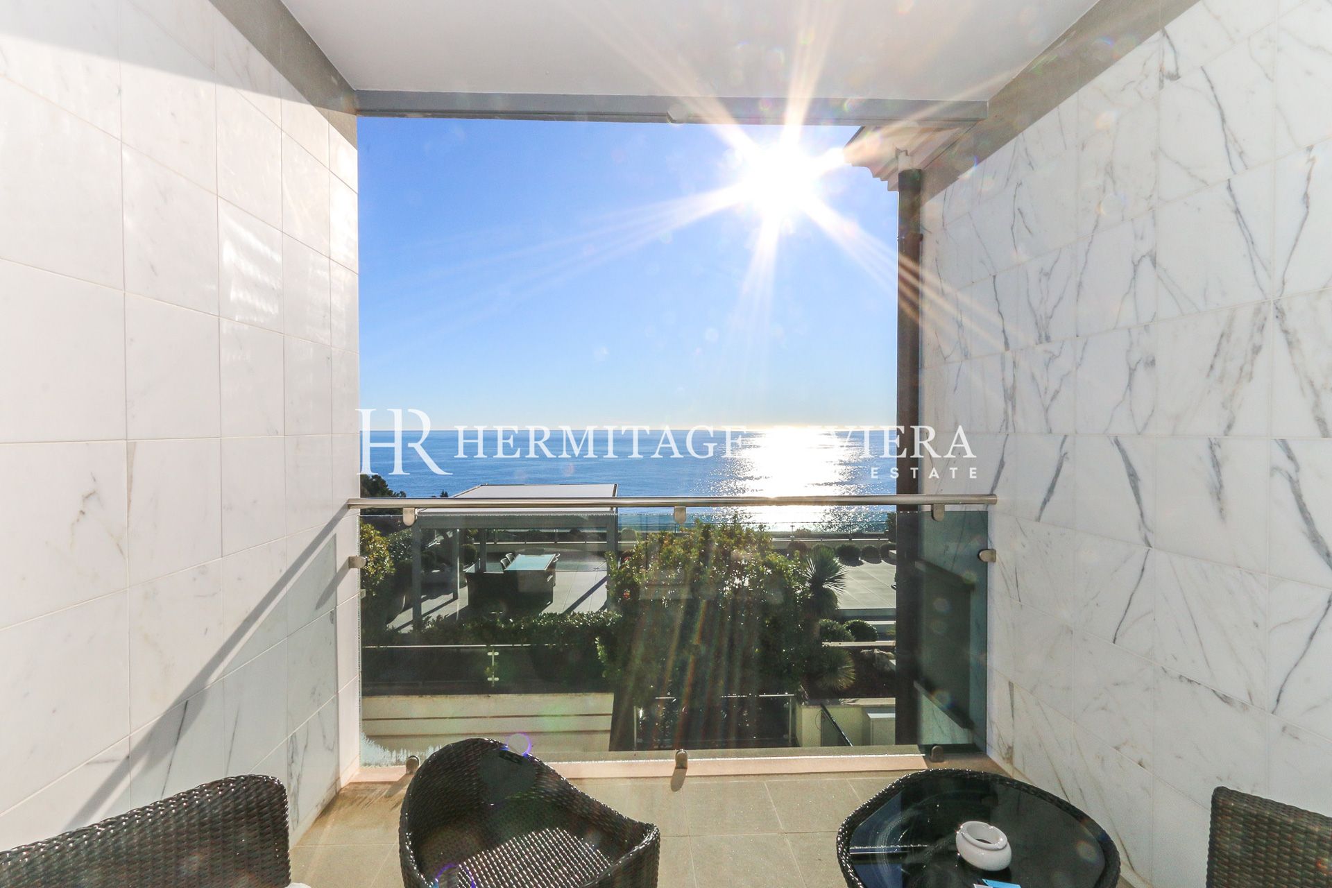 5 Pièces - Triplex - Vue mer - Terrasse - Frontière avec Monaco (image 17)