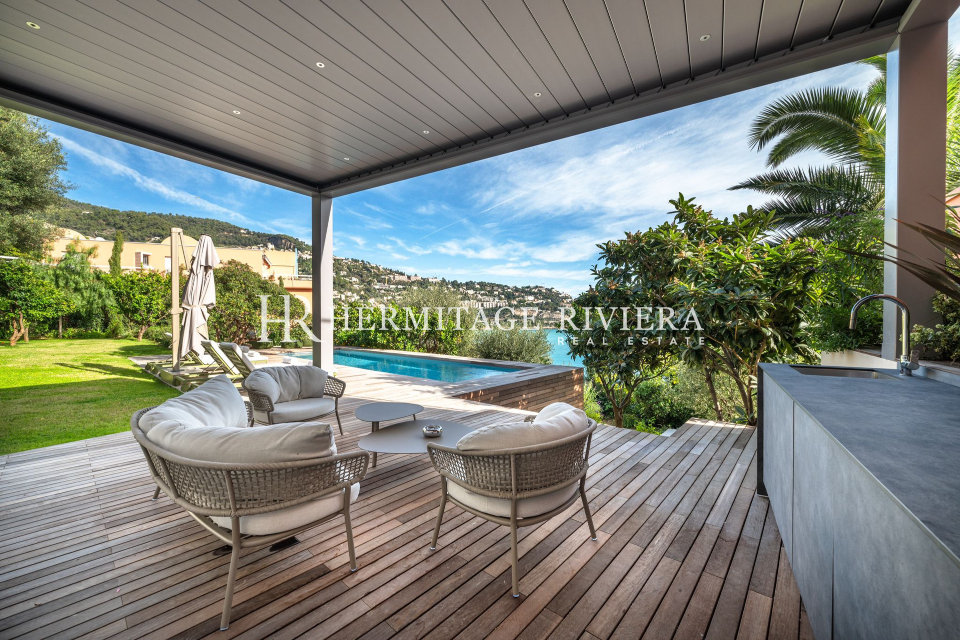 Villa contemporaine récemment rénovée proche Monaco (image 4)