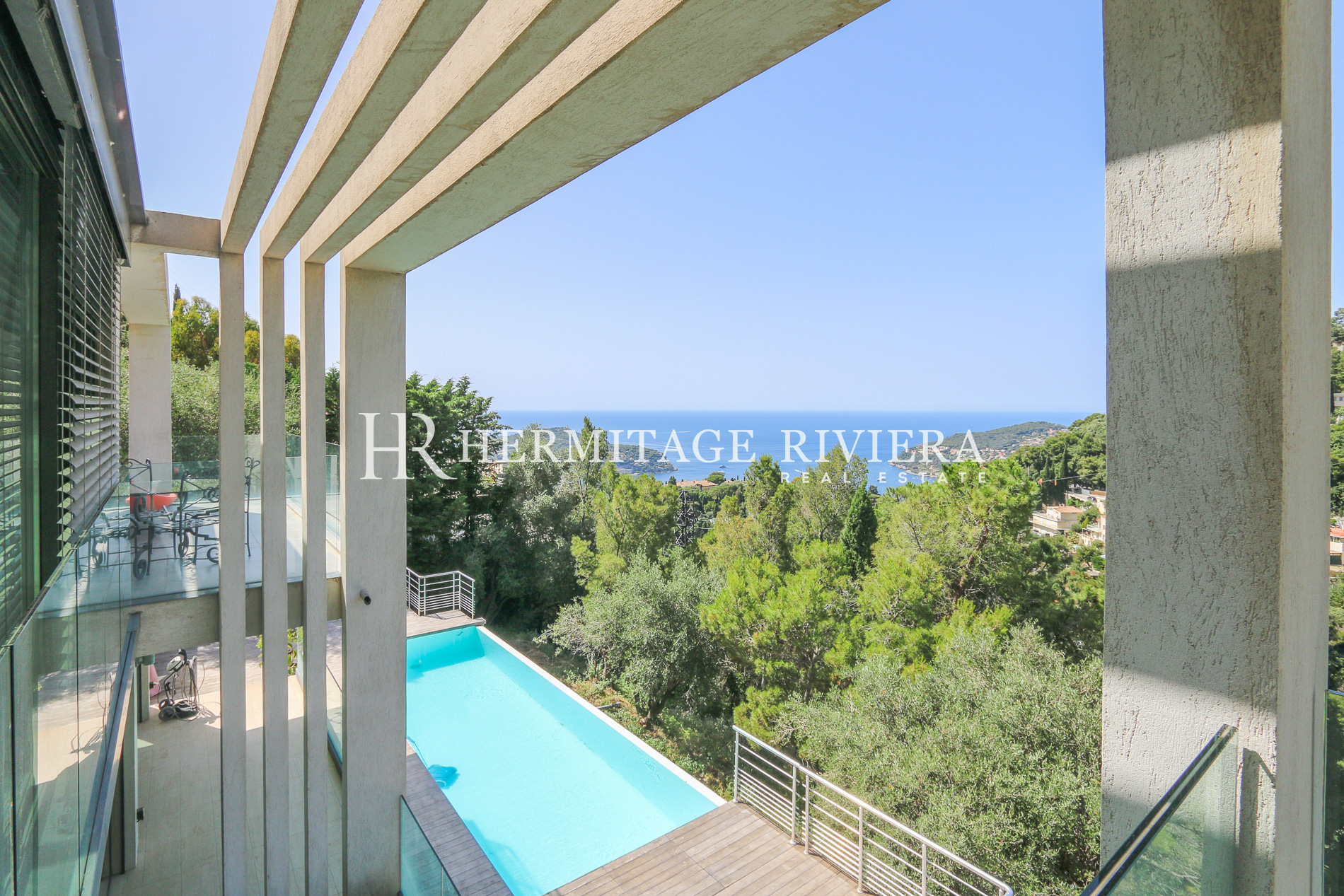 Moderne villa avec magnifique vue mer (image 19)