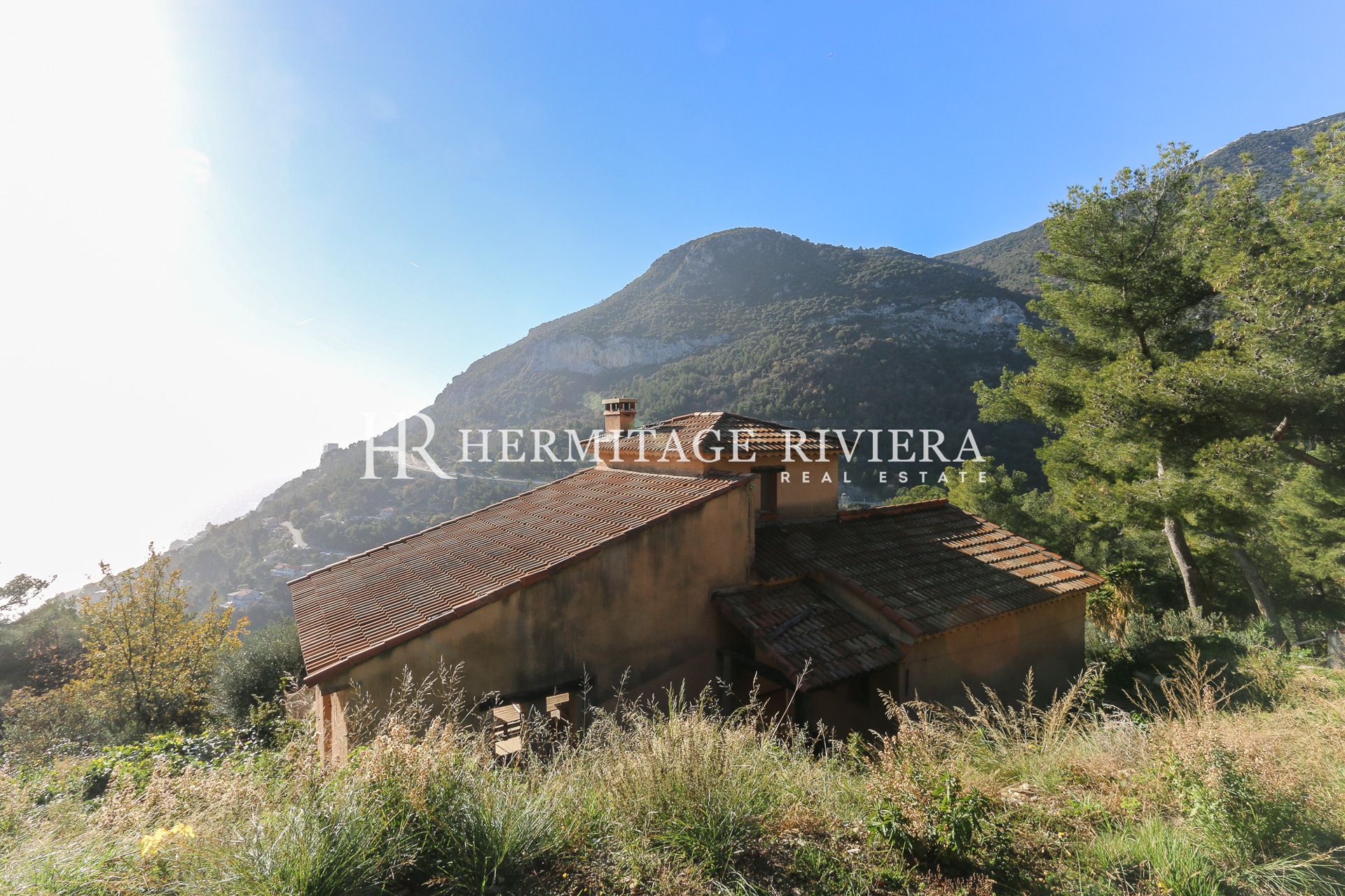 À rénover avec permis - Vue mer (image 4)