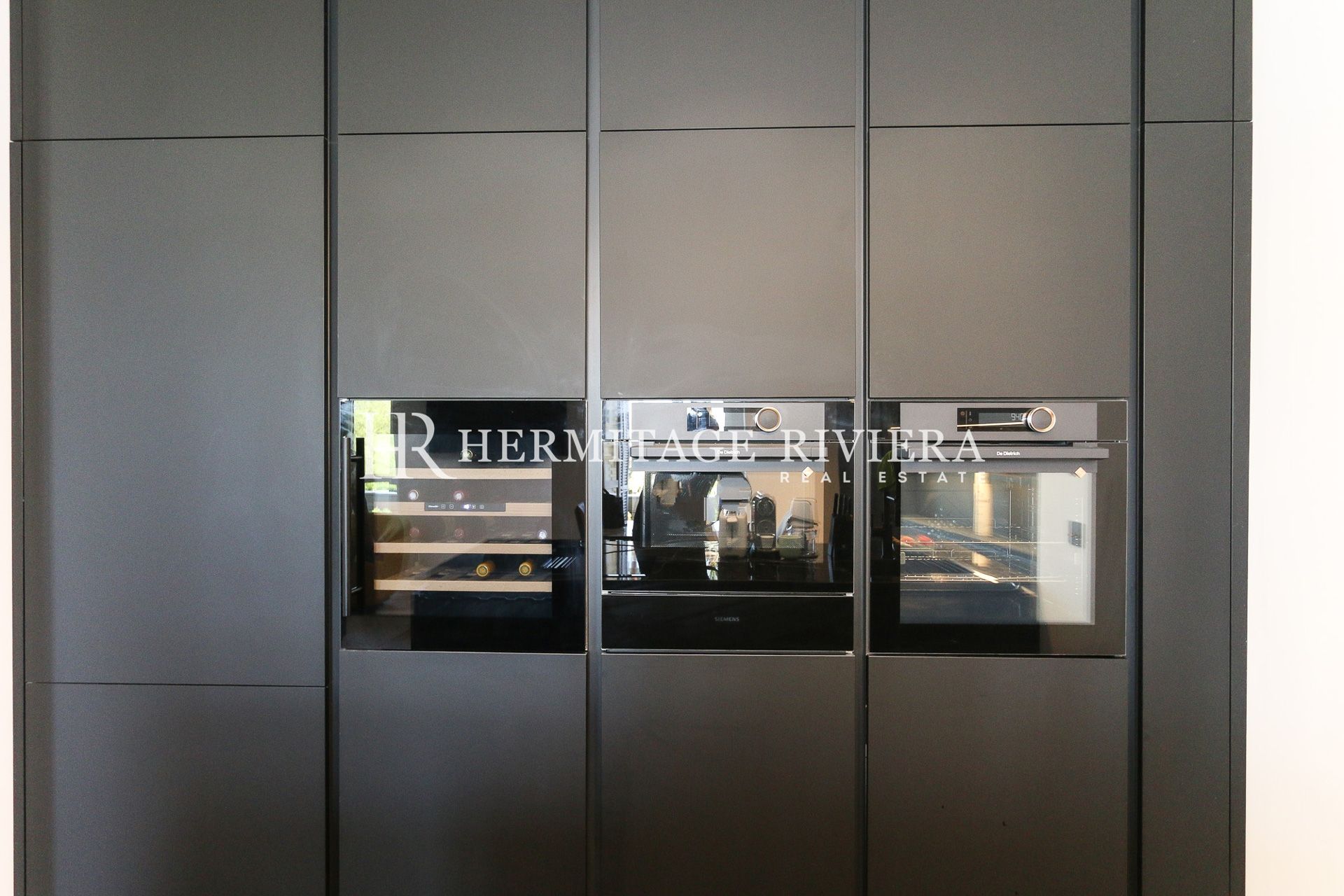 Appartement rénové - Résidence bourgeoise de standing (image 9)