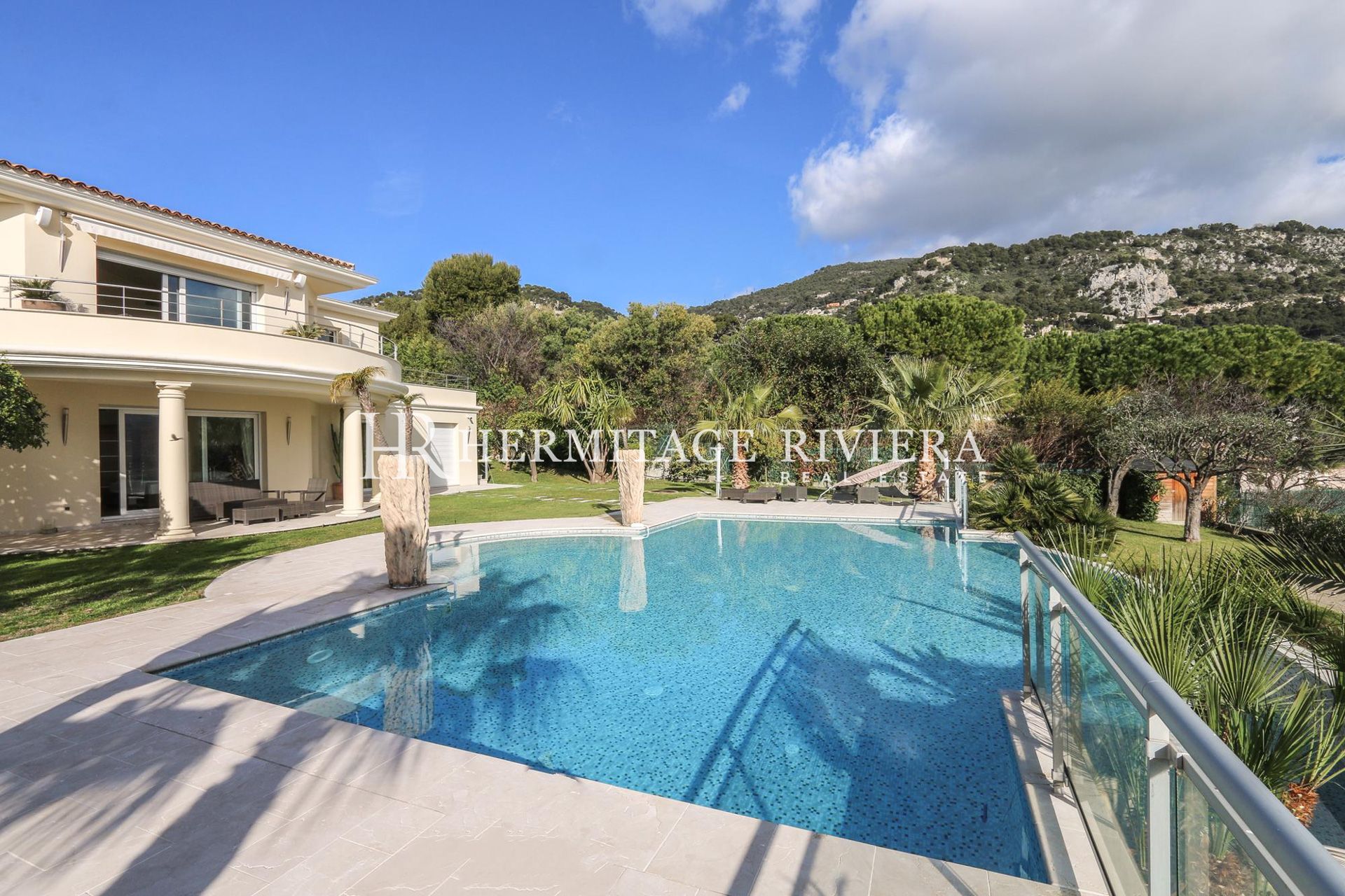 Villa du style californien - Piscine - Vue mer - Prés du centre-ville (image 11)