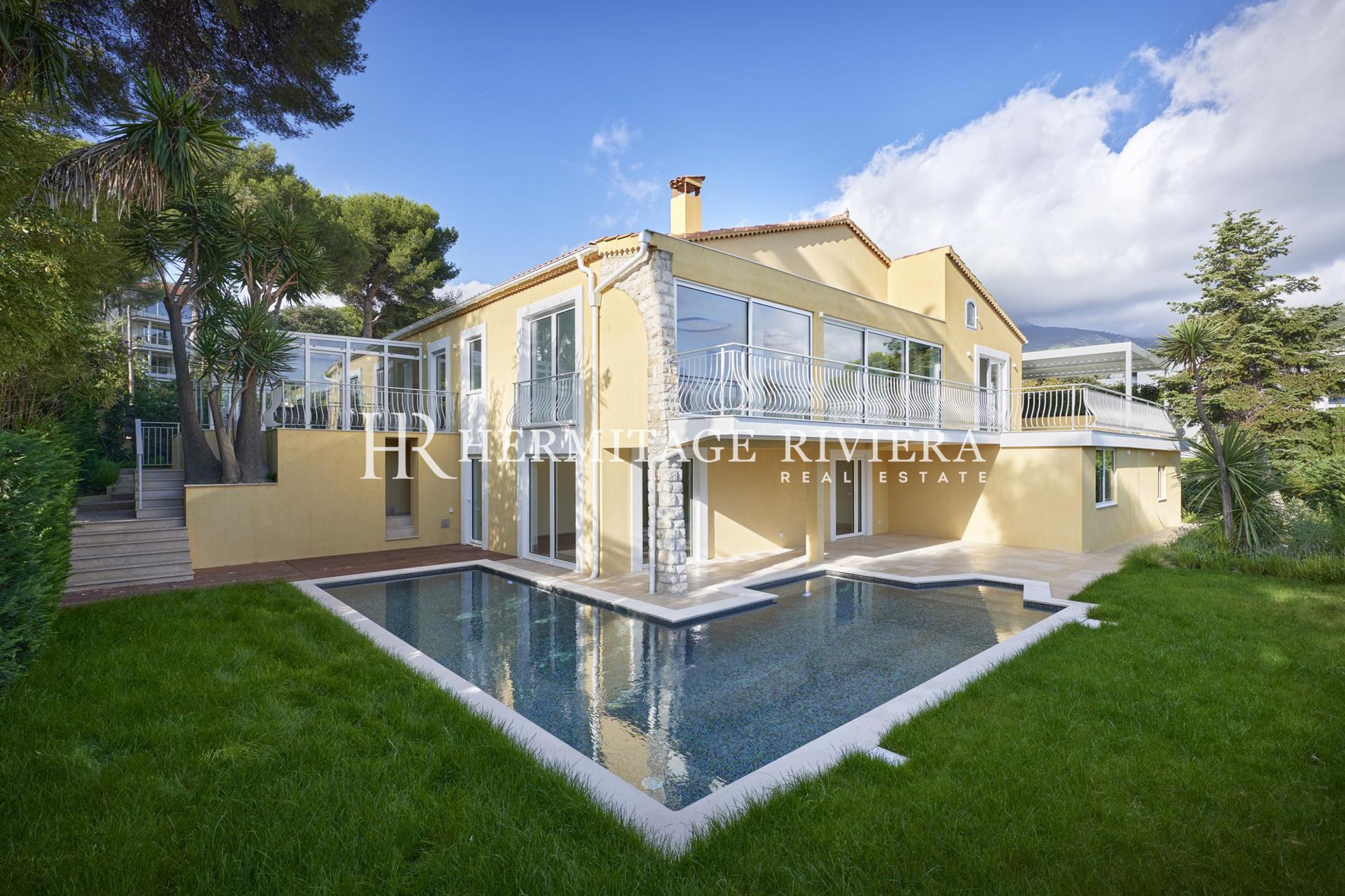 Rénové - Vue mer - Pool (image 1)