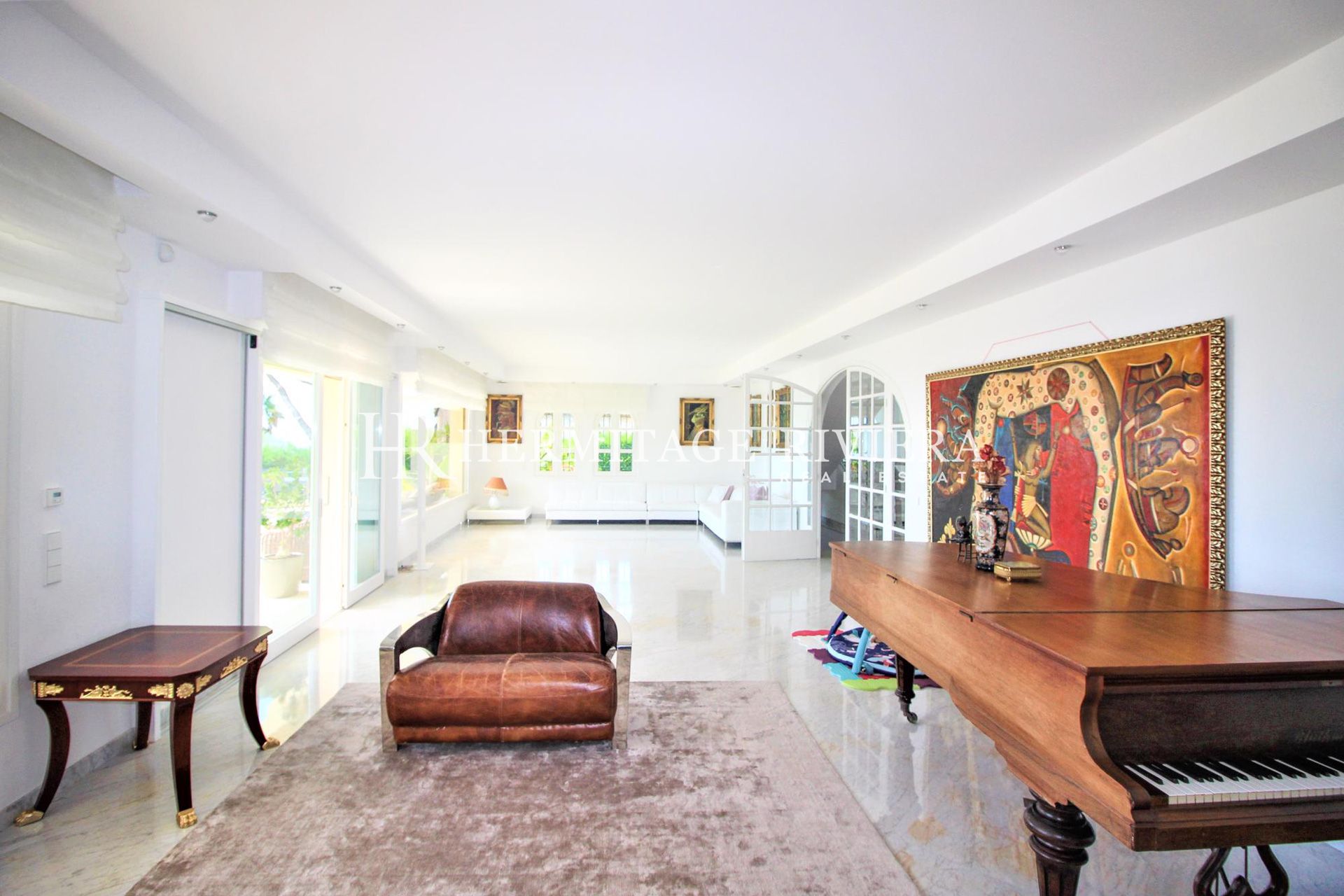 Propriété d'exception - Vue mer panoramique - Piscine - Jardin plat (image 4)