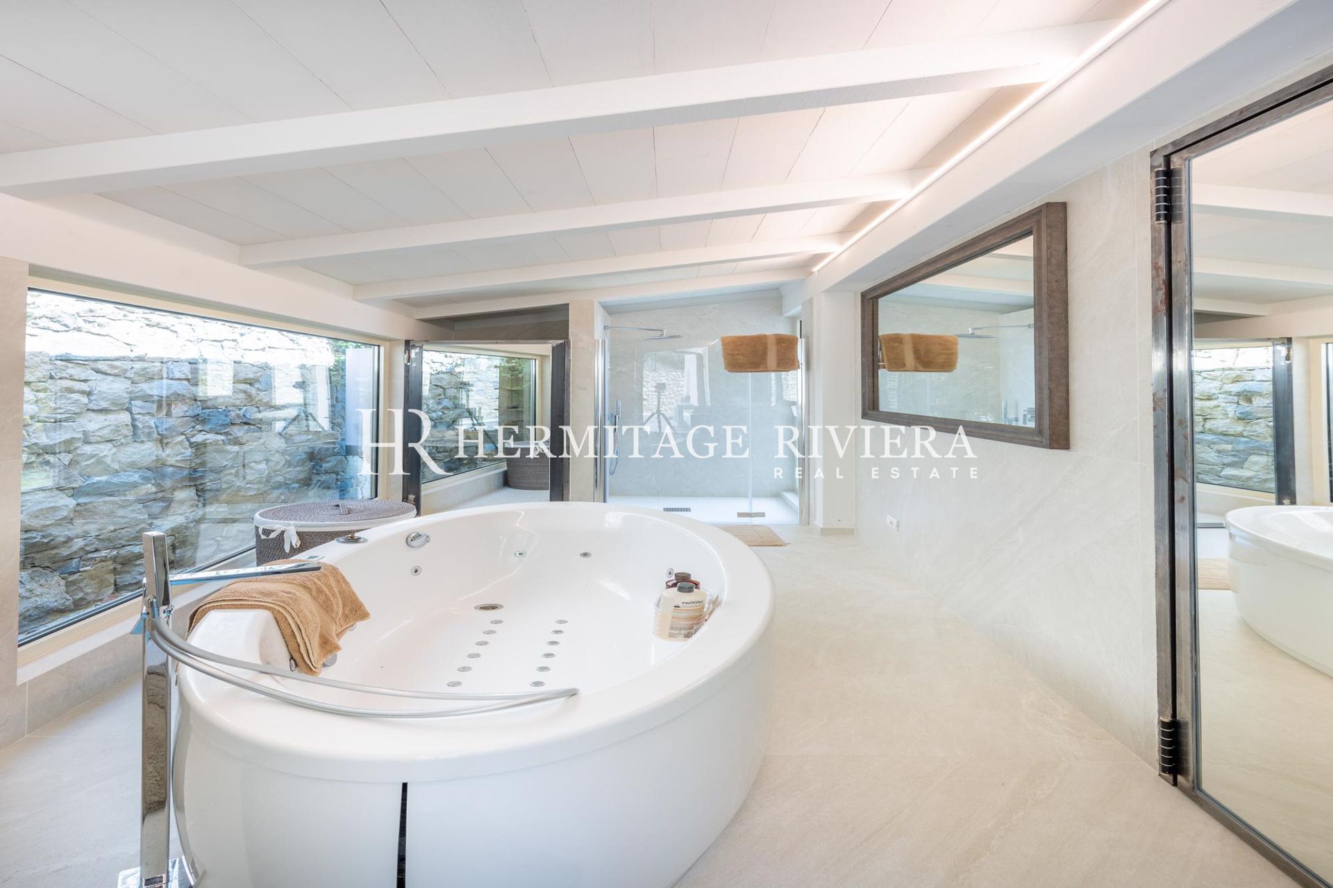 Moderne villa - Vue mer panoramique - Piscine (image 15)