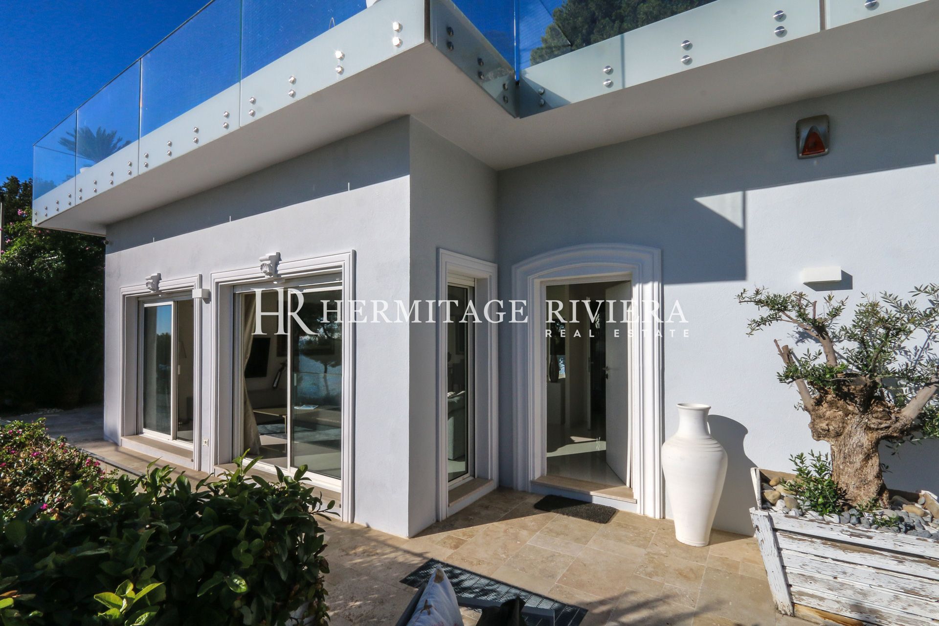 Maison contemporaine - Vue mer - Piscine - Garage (image 6)