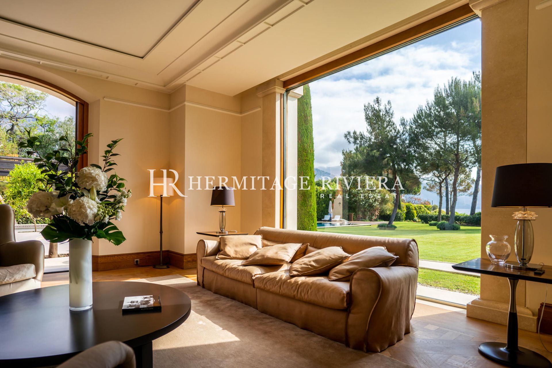 Propriété en front de mer - Piscine - Vue mer (image 10)