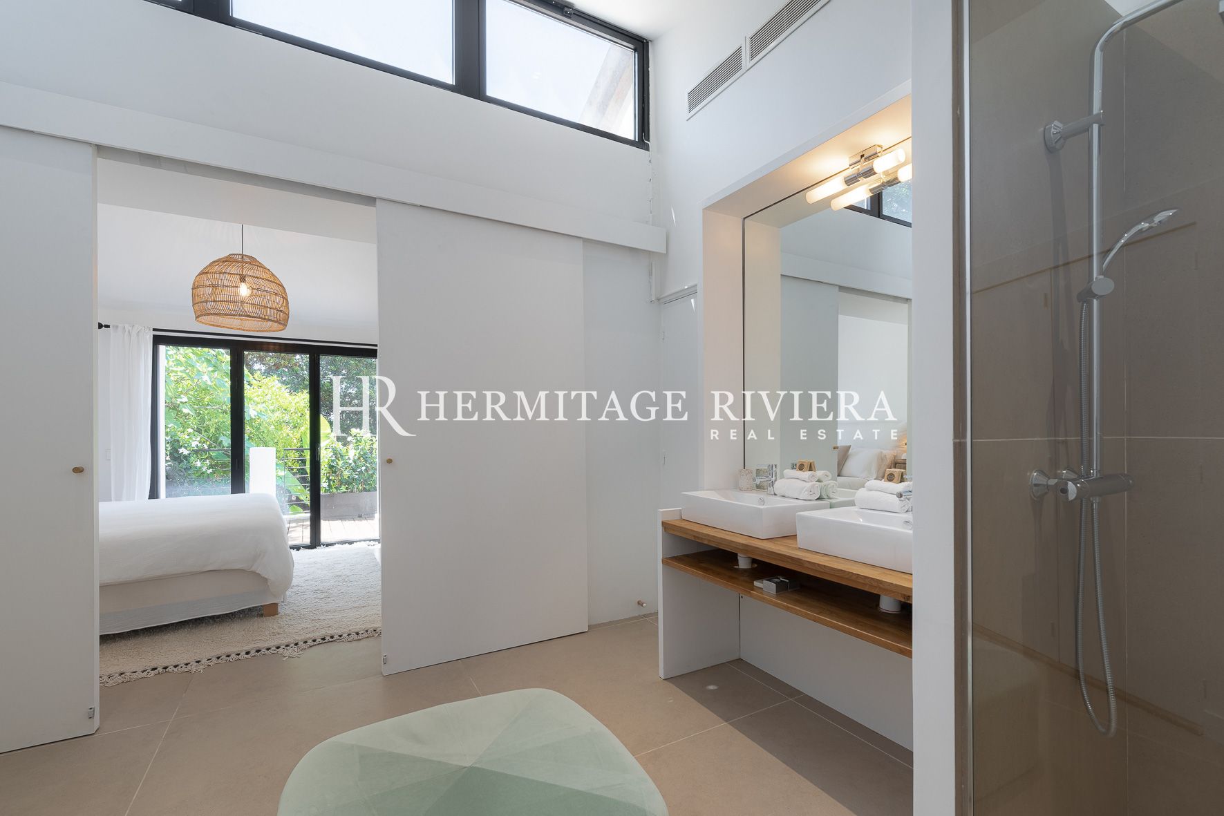 Propriété rénovée - Calme - Domaine fermé - Piscine (image 13)