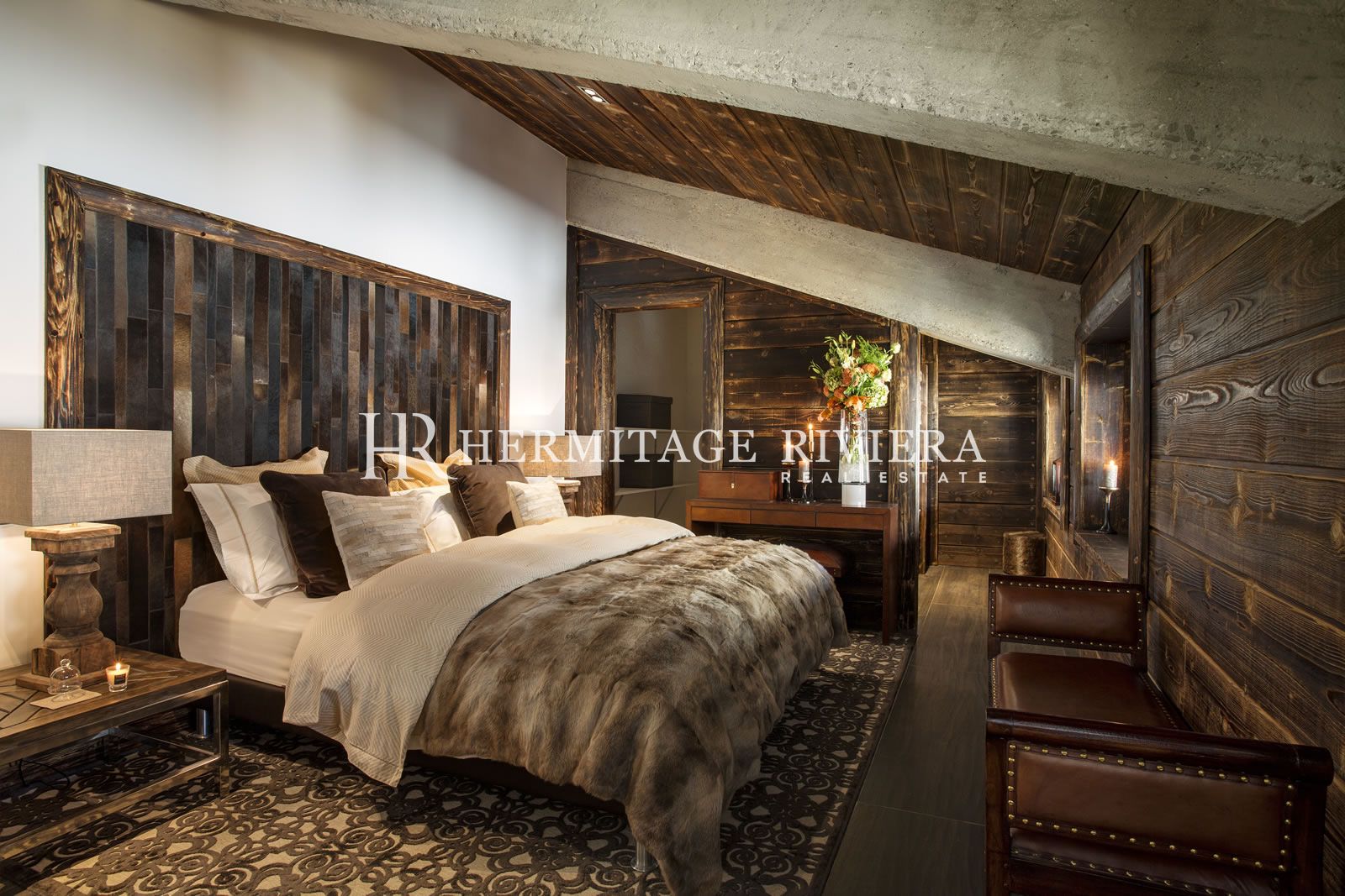 Chalet de luxe aux pieds des pistes  (image 3)