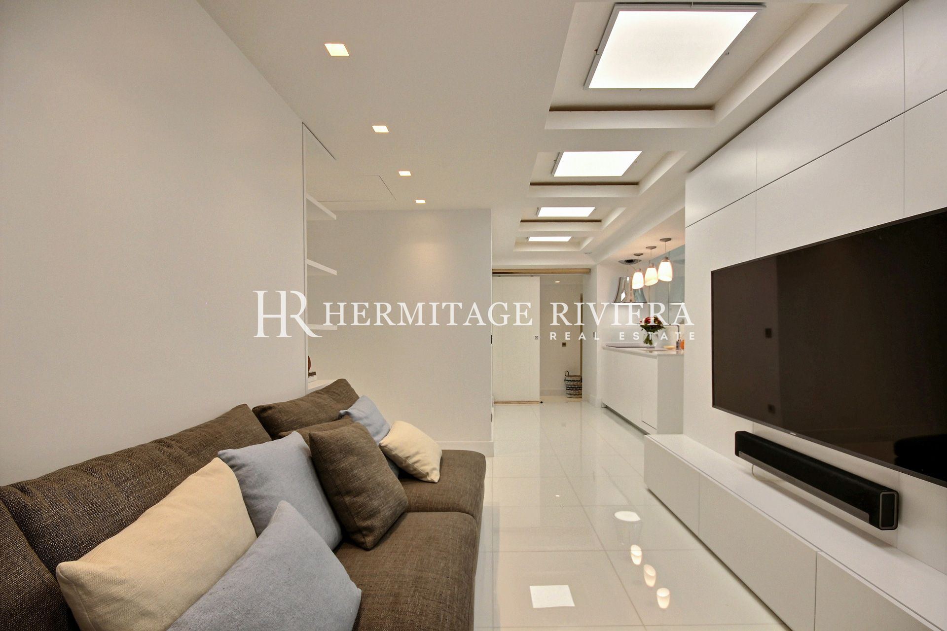 Villa moderne avec vue mer (image 13)
