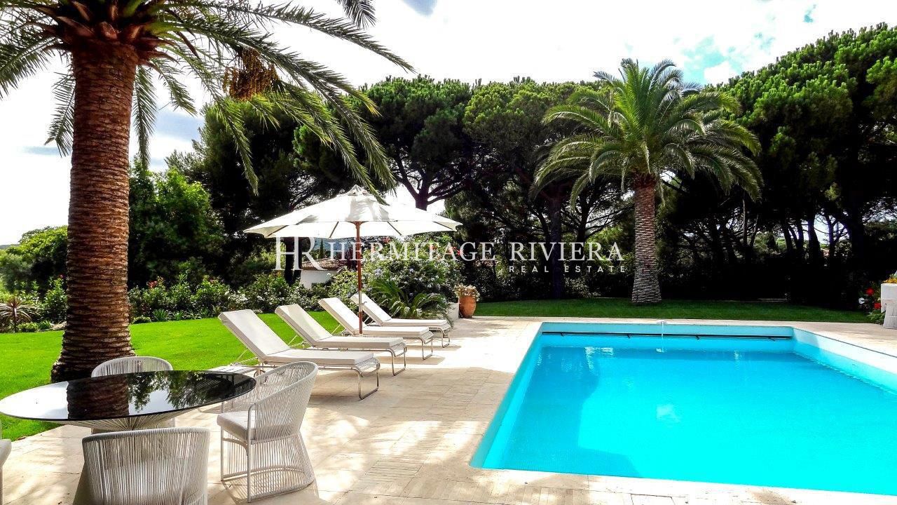 Domaine sécurisé - Piscine - Vue mer (image 4)