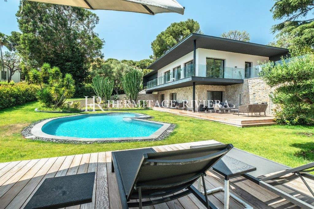 Villa contemporaine - Rénové - Piscine (image 2)