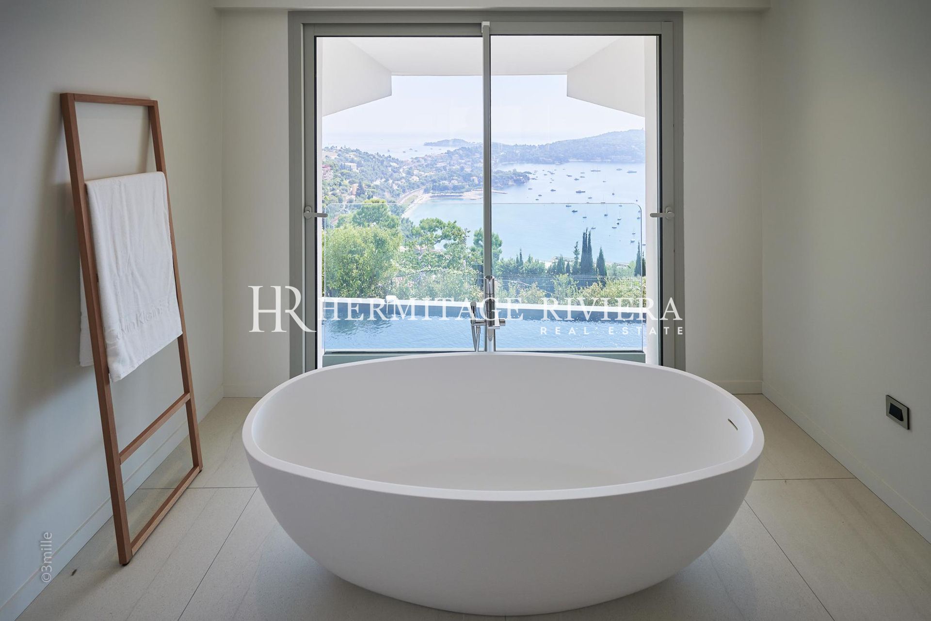 Propriété de luxe - Vue sur la Rade de Villefranche - Piscine (image 31)