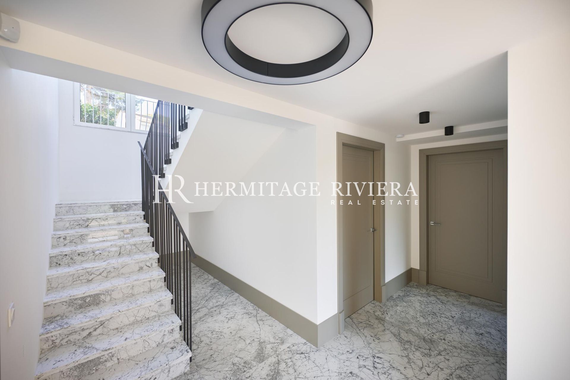 Rénové - Vue mer - Pool (image 25)