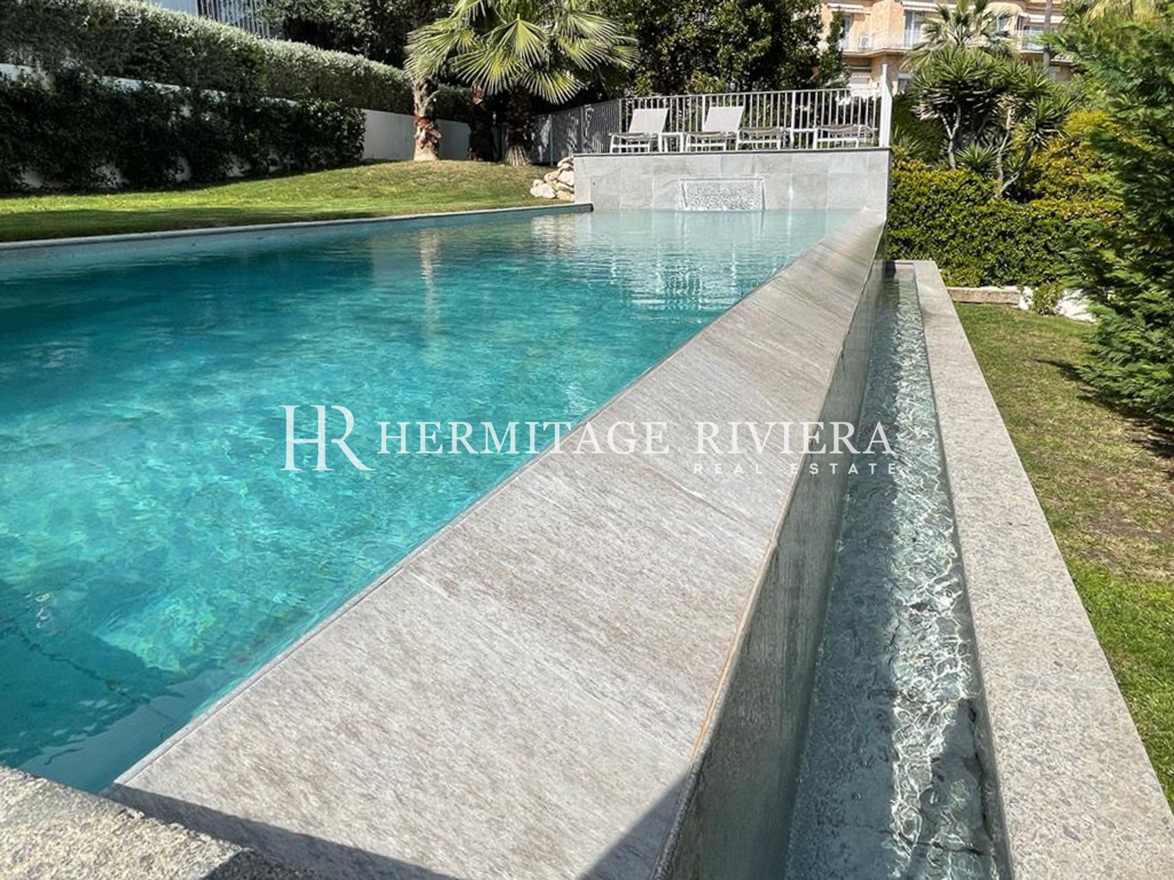 Style Californien avec piscine (image 3)