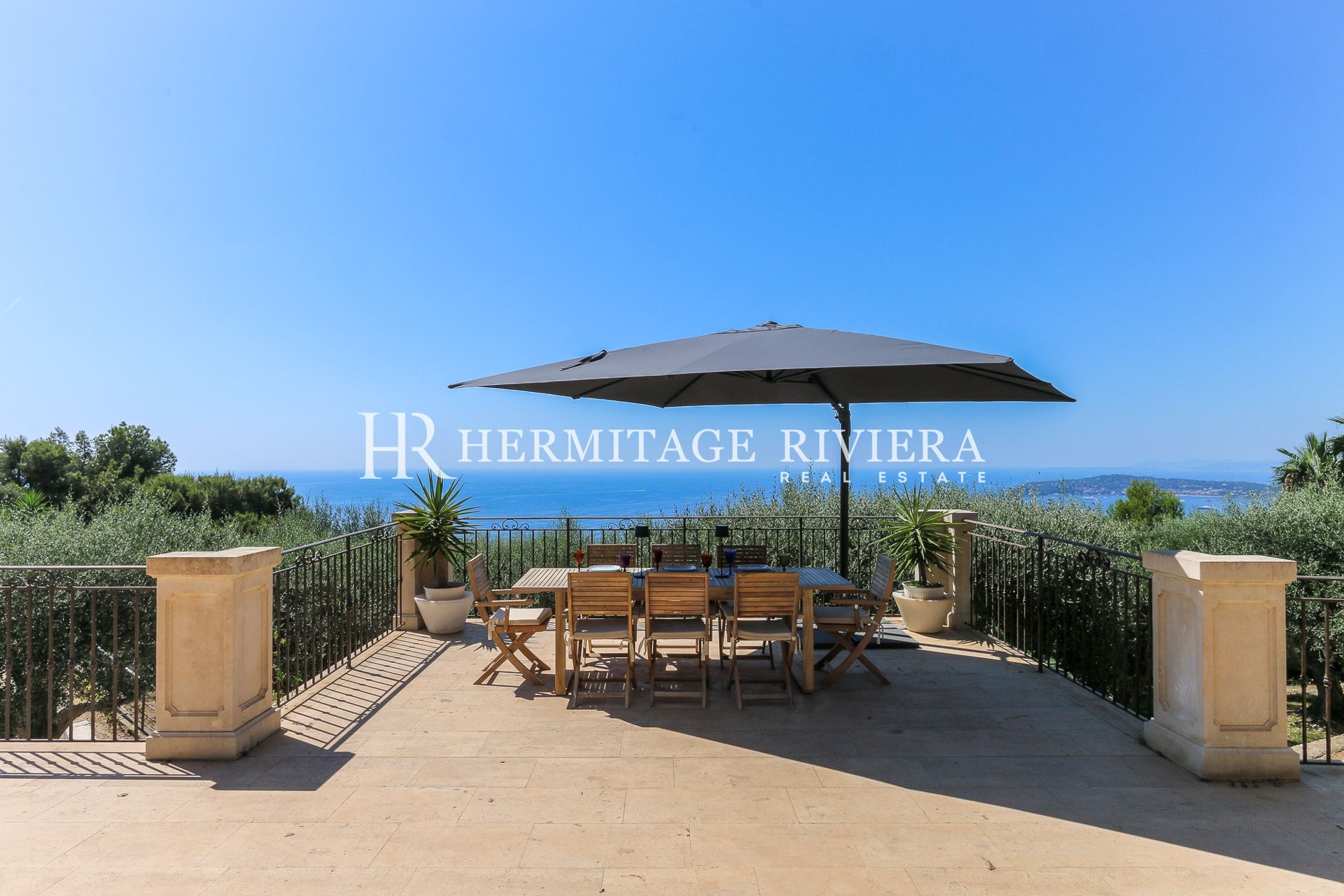Propriété avec vue Monaco - Vue mer - Piscine - Jardin plat (image 7)