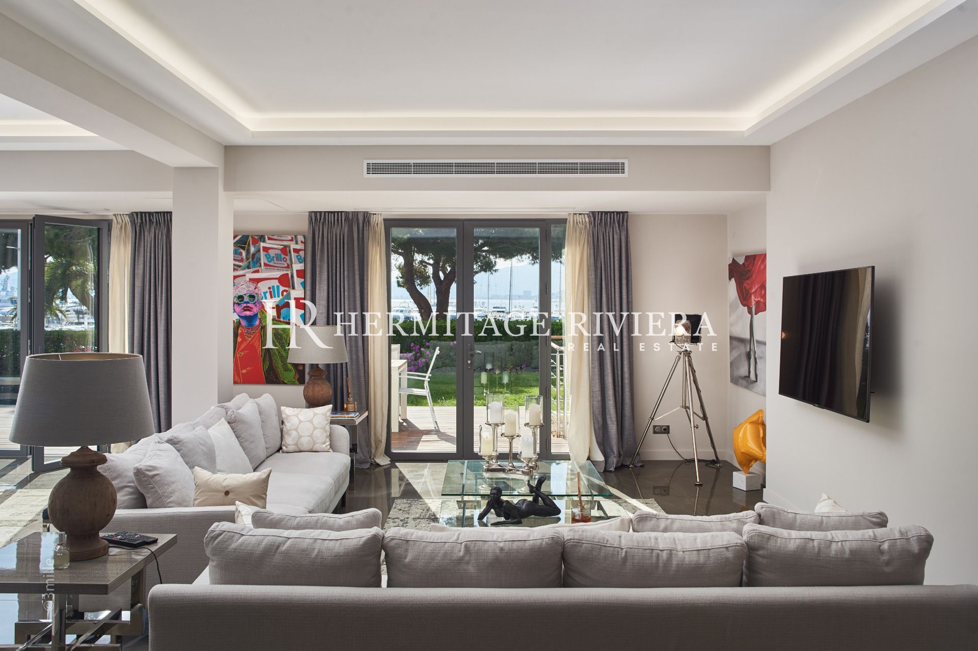 Villa exceptionnelle face au port Canton (image 7)