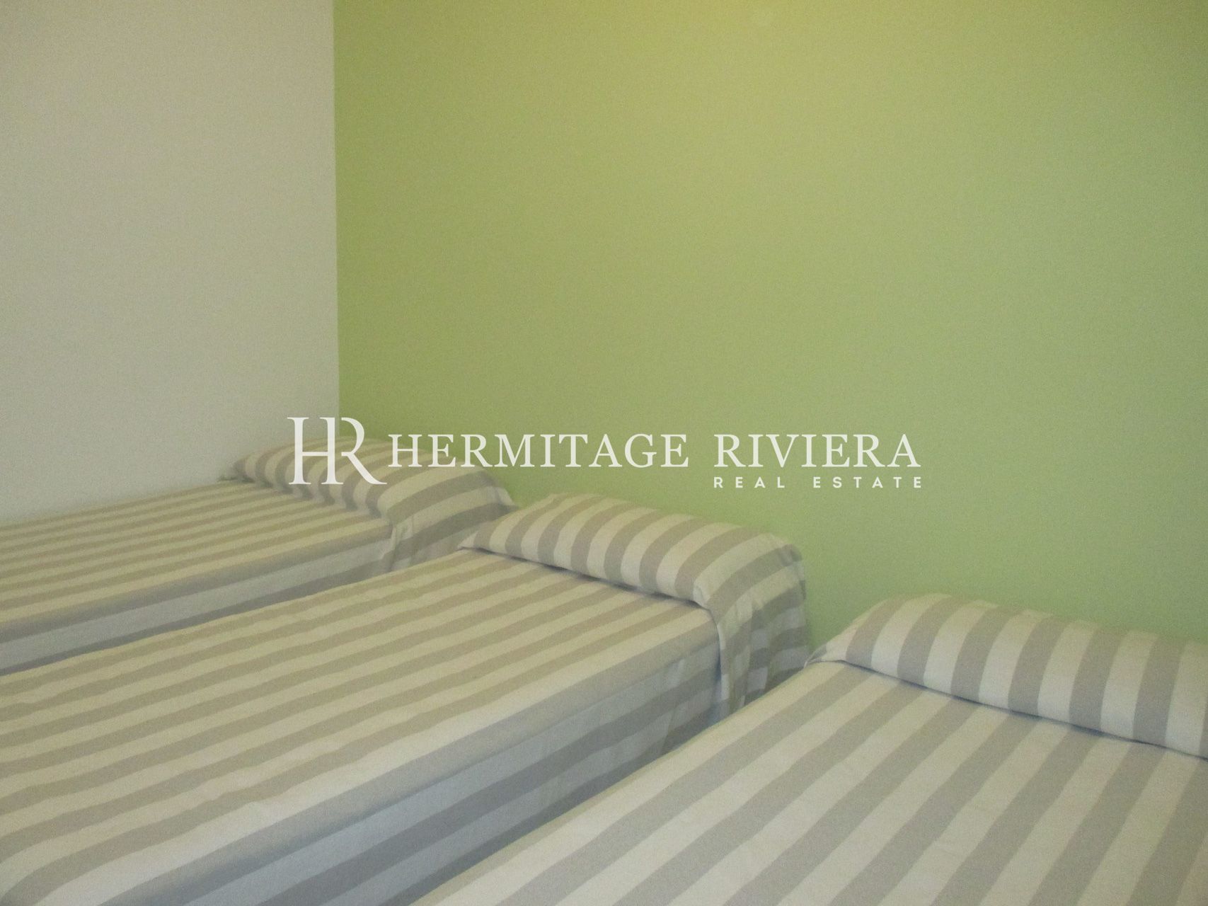 Appartement de 4 pieces avec jardin privatif  (image 14)