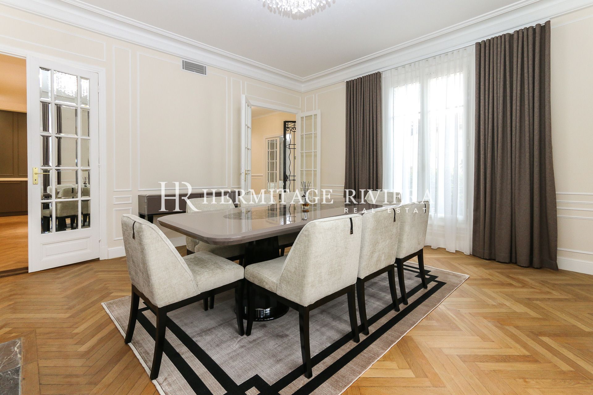 Rénové - Domaine privé - Jardin plat - Proche Port (image 11)