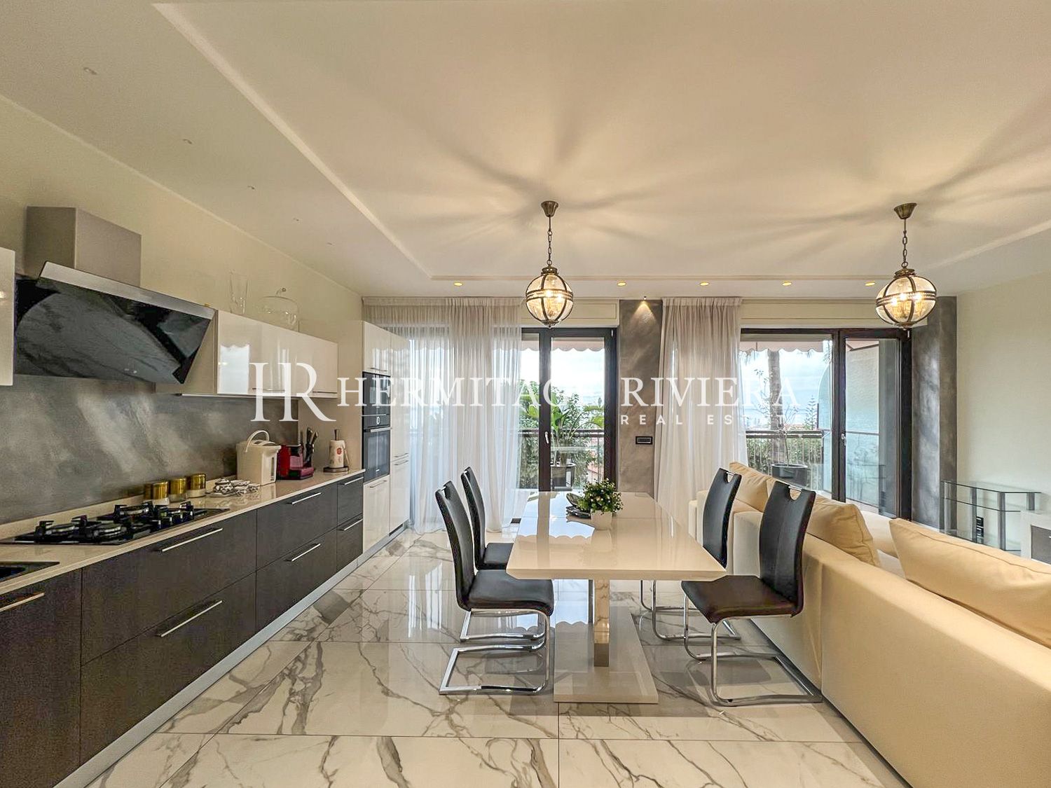 3 Pièces - Rénové - Terrasse et vue mer (image 3)
