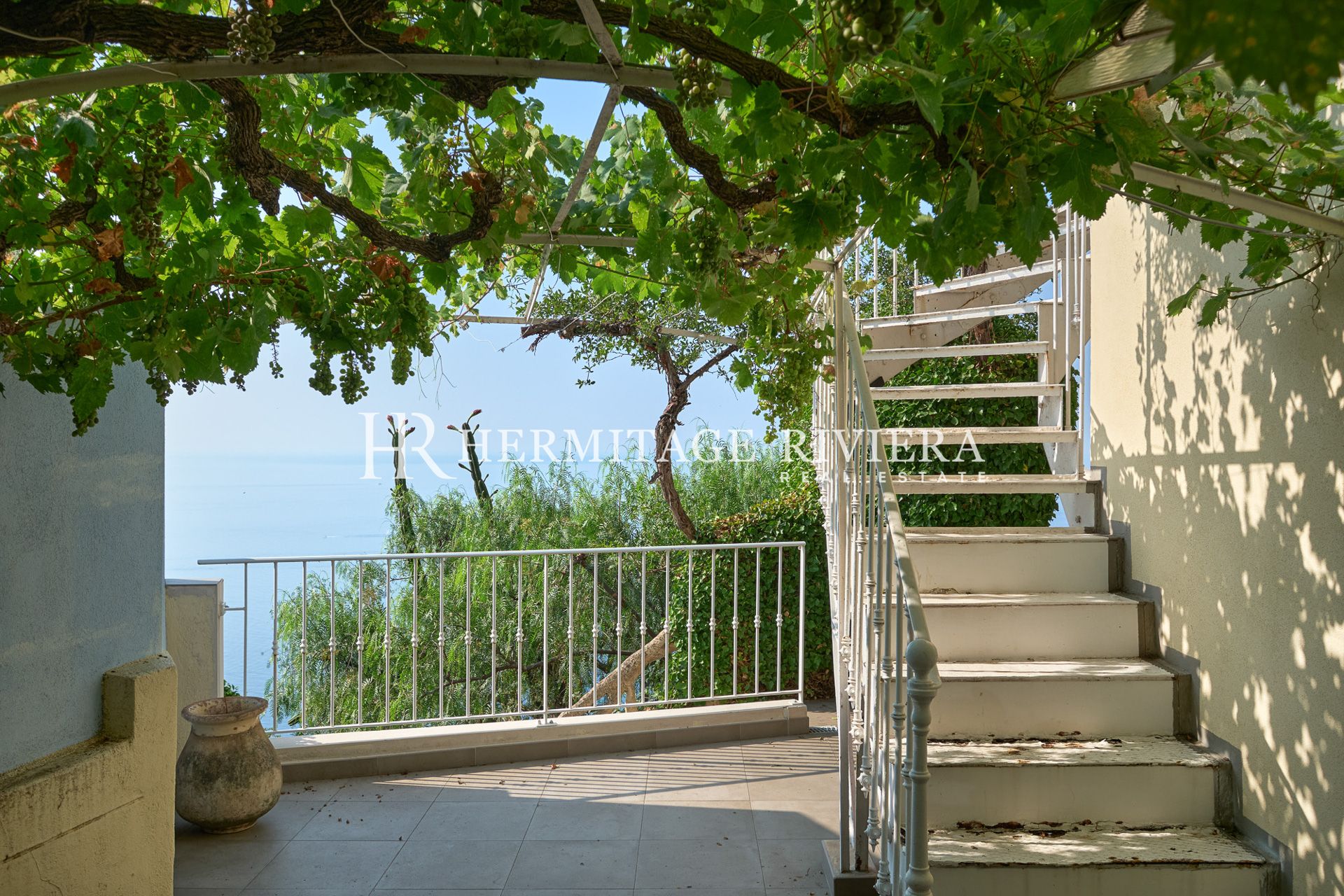 Charmante propriété avec vue sur Monaco (image 14)