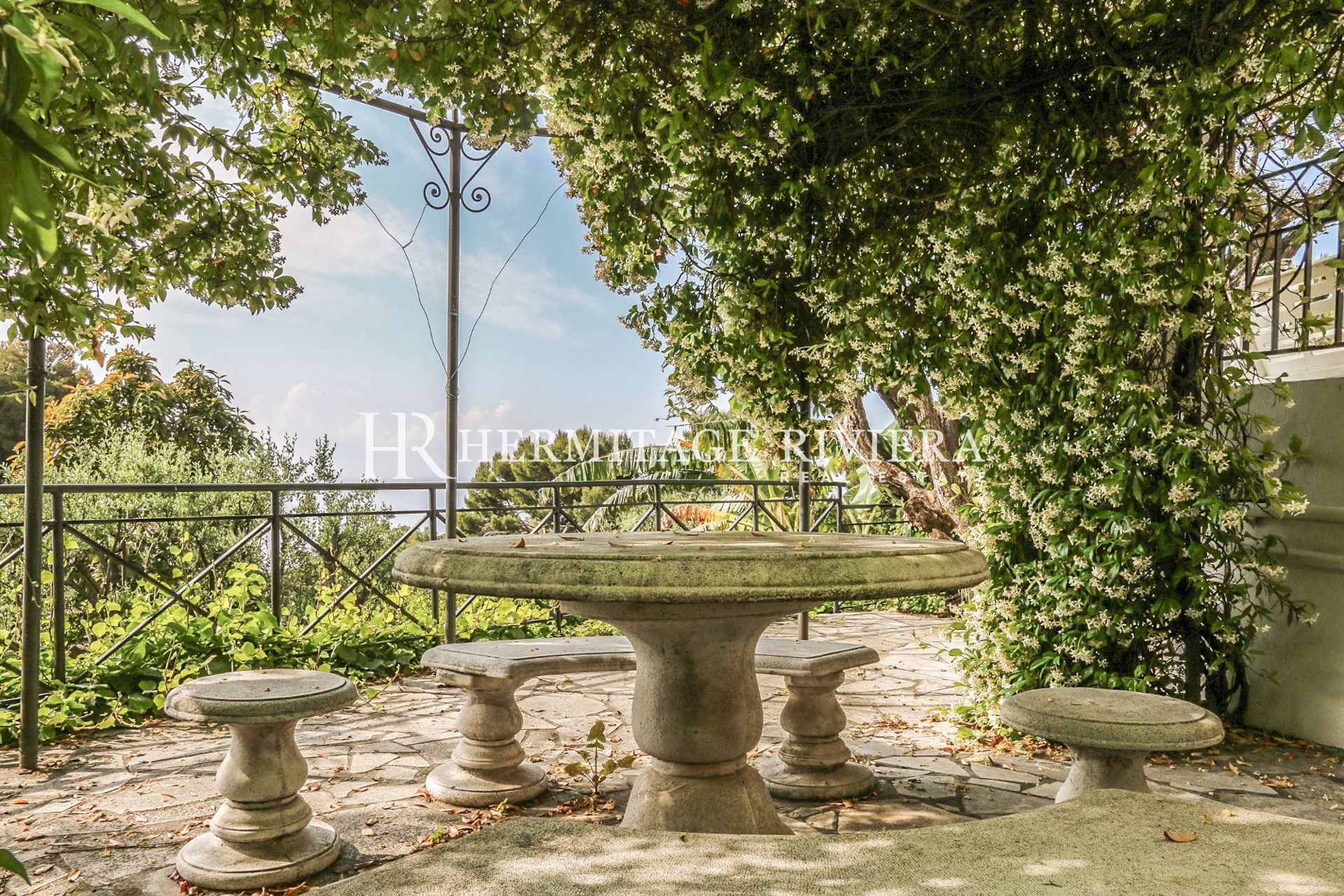 4 pièces - Proche Monaco - Sea views - Terrasse (image 4)
