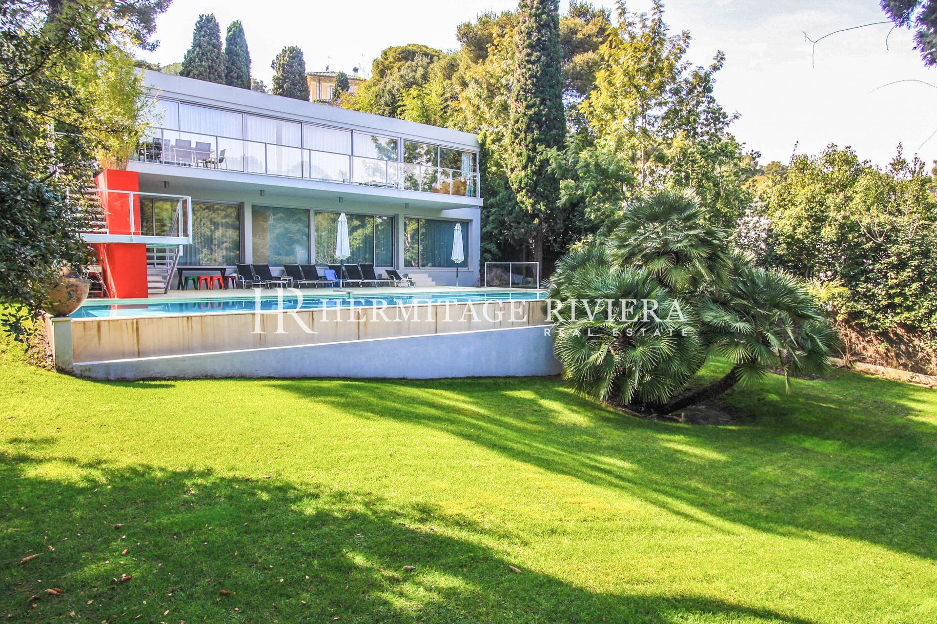 Maison contemporaine - Piscine - À proximité de Grand Hotel  (image 1)